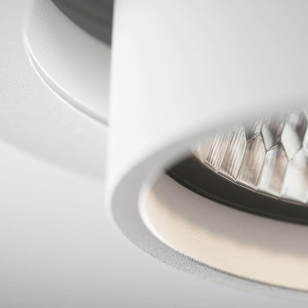 Angle ceiling light - Image 3