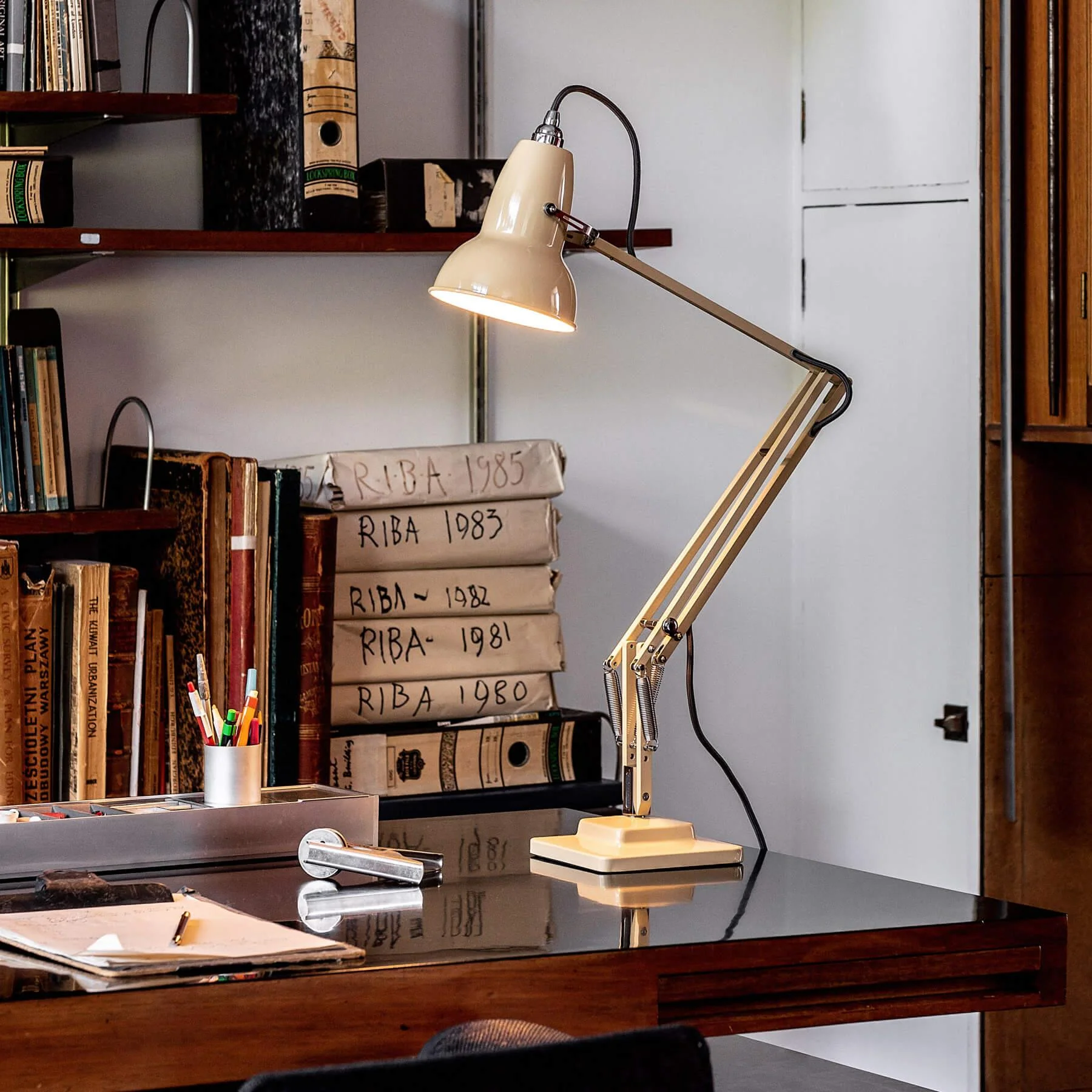 Anglepoise Original 1227 National Trust Edition Desk Lamp - Image 2