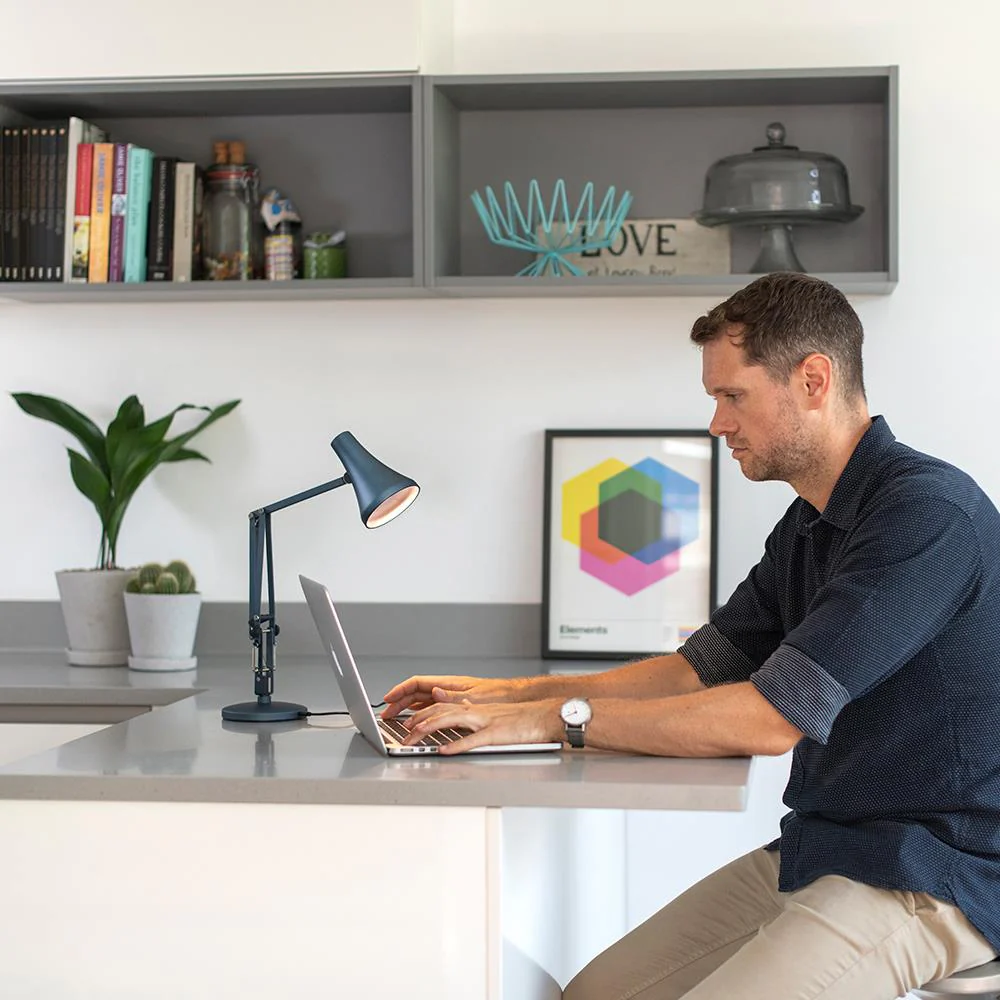 Anglepoise Type 90 Mini Mini Desk Lamp - Image 2