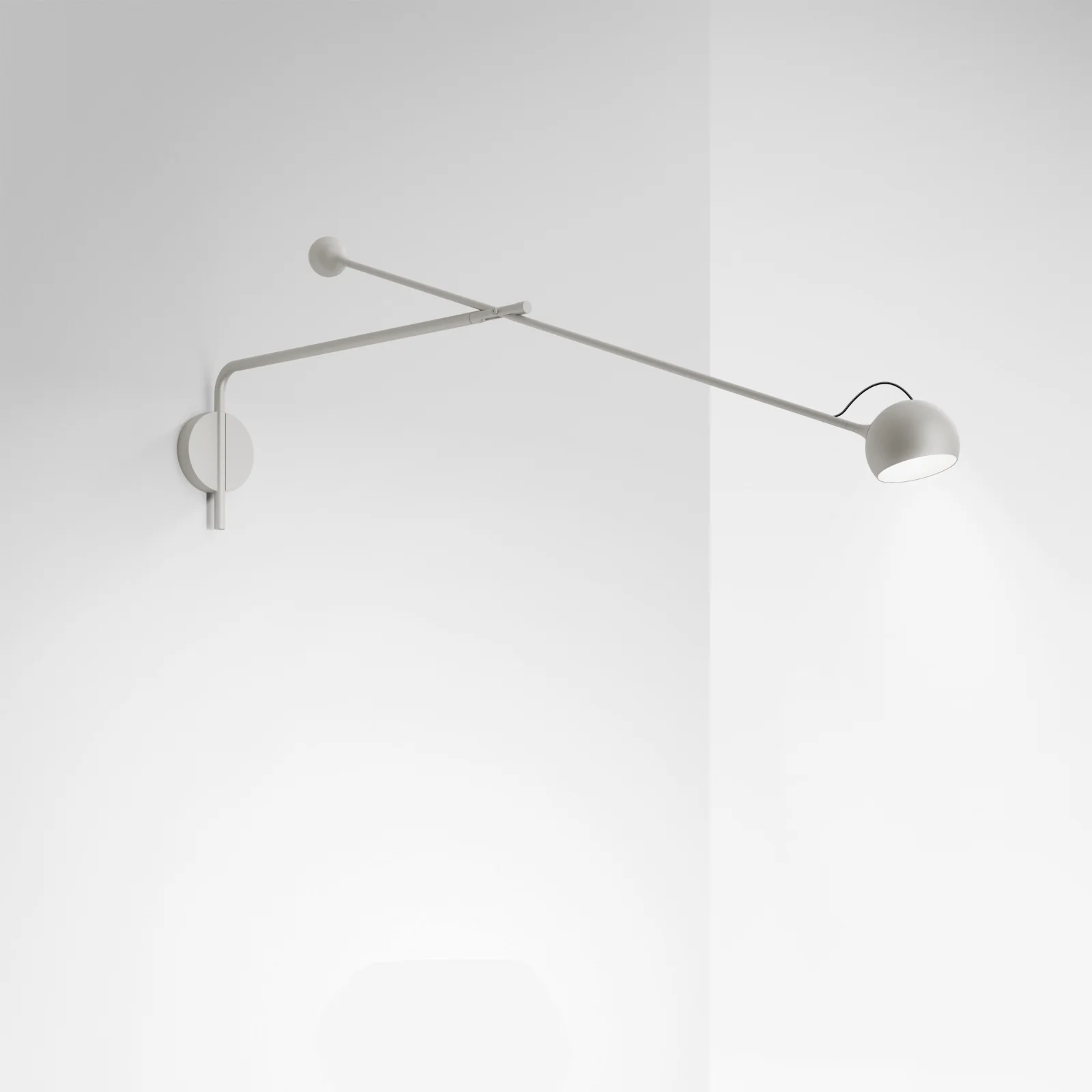 Artemide Ixa Arm Wall Light - Image 5