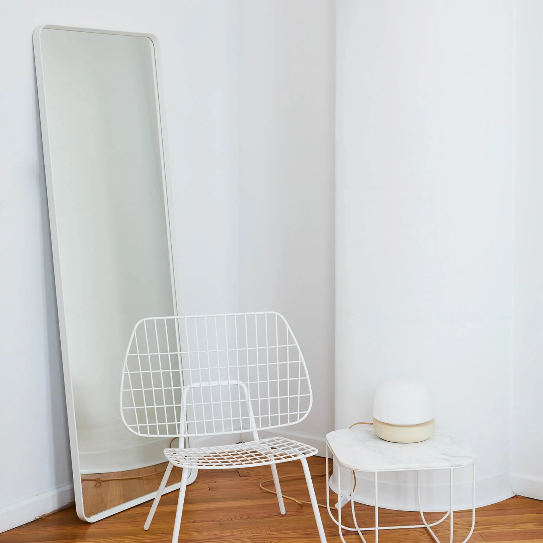 Audo Copenhagen Norm Floor Mirror - Image 4