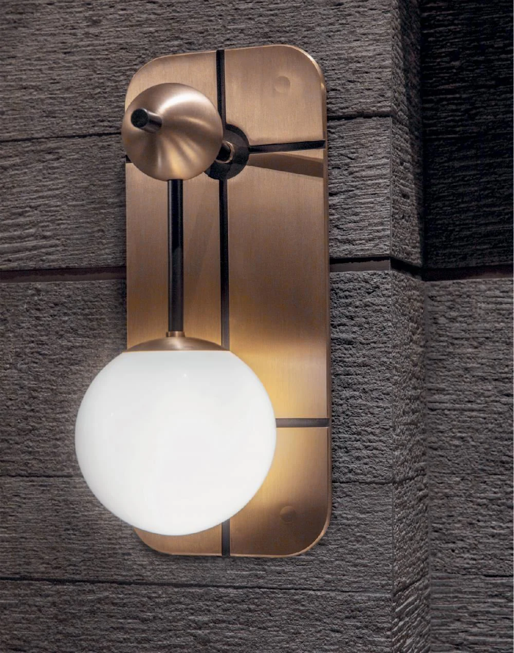 Bert Frank Rift Wall Light - Image 2