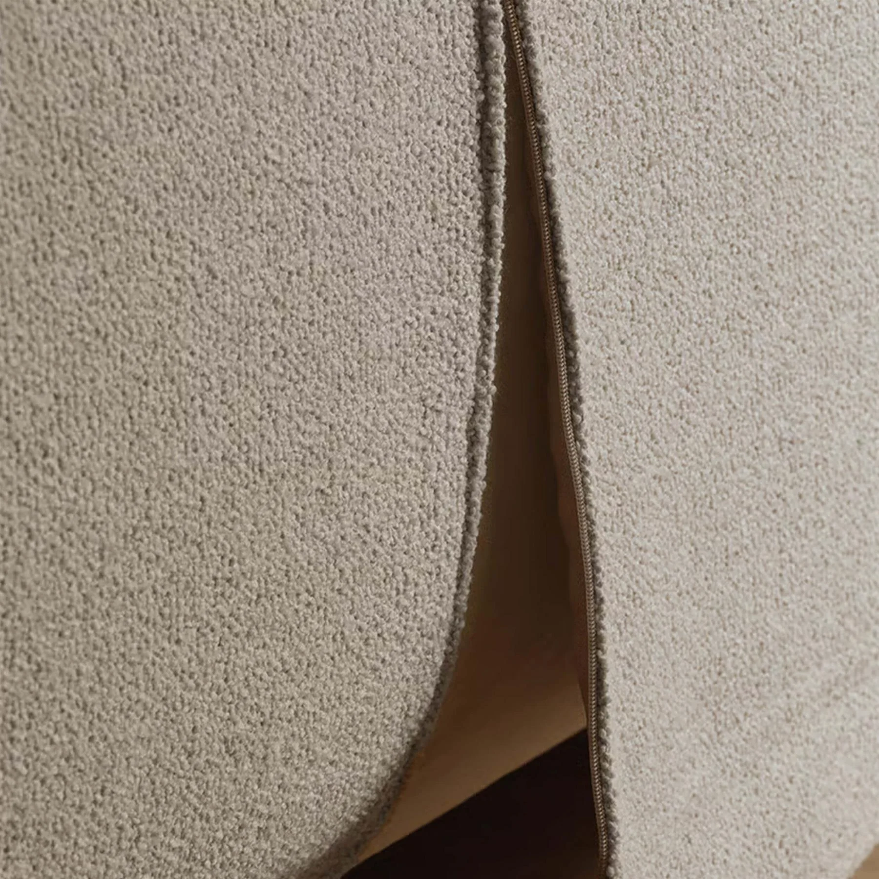 Bolia Chleo 6 Seater Sofa with Open End - Image 6