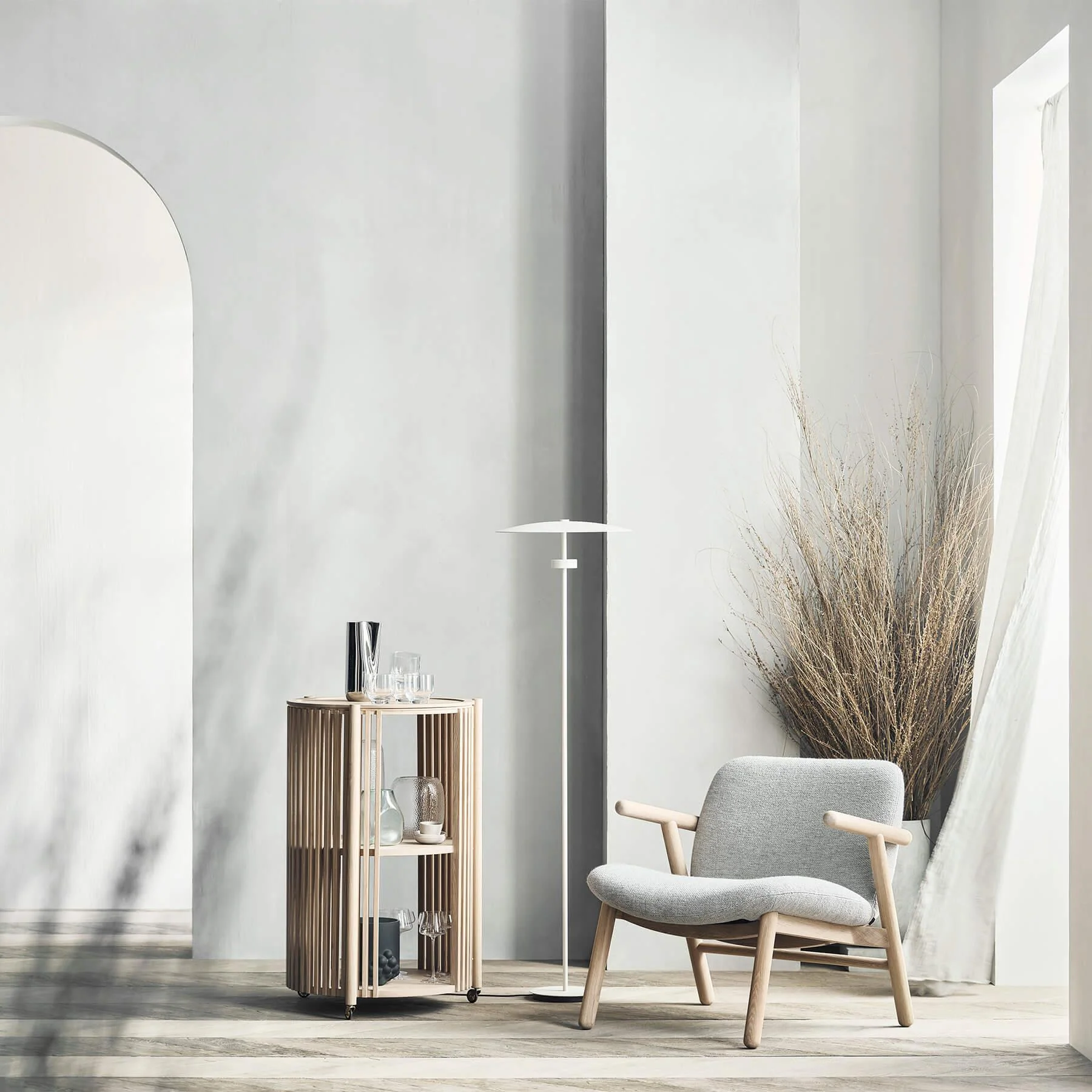 Bolia Story Bar Table - Image 2