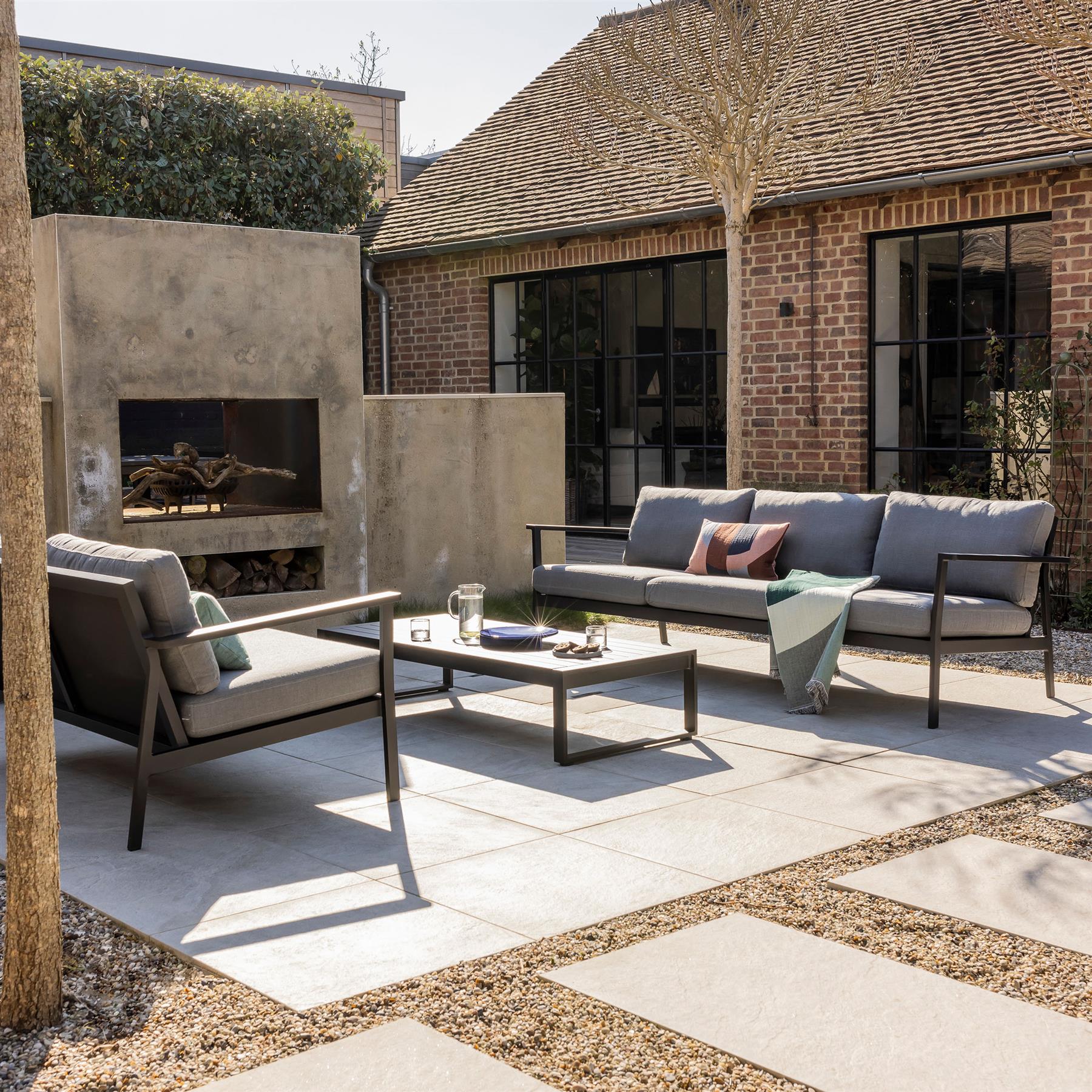 Case Furniture Eos Outdoor 3 Seat Sofa - Image 3