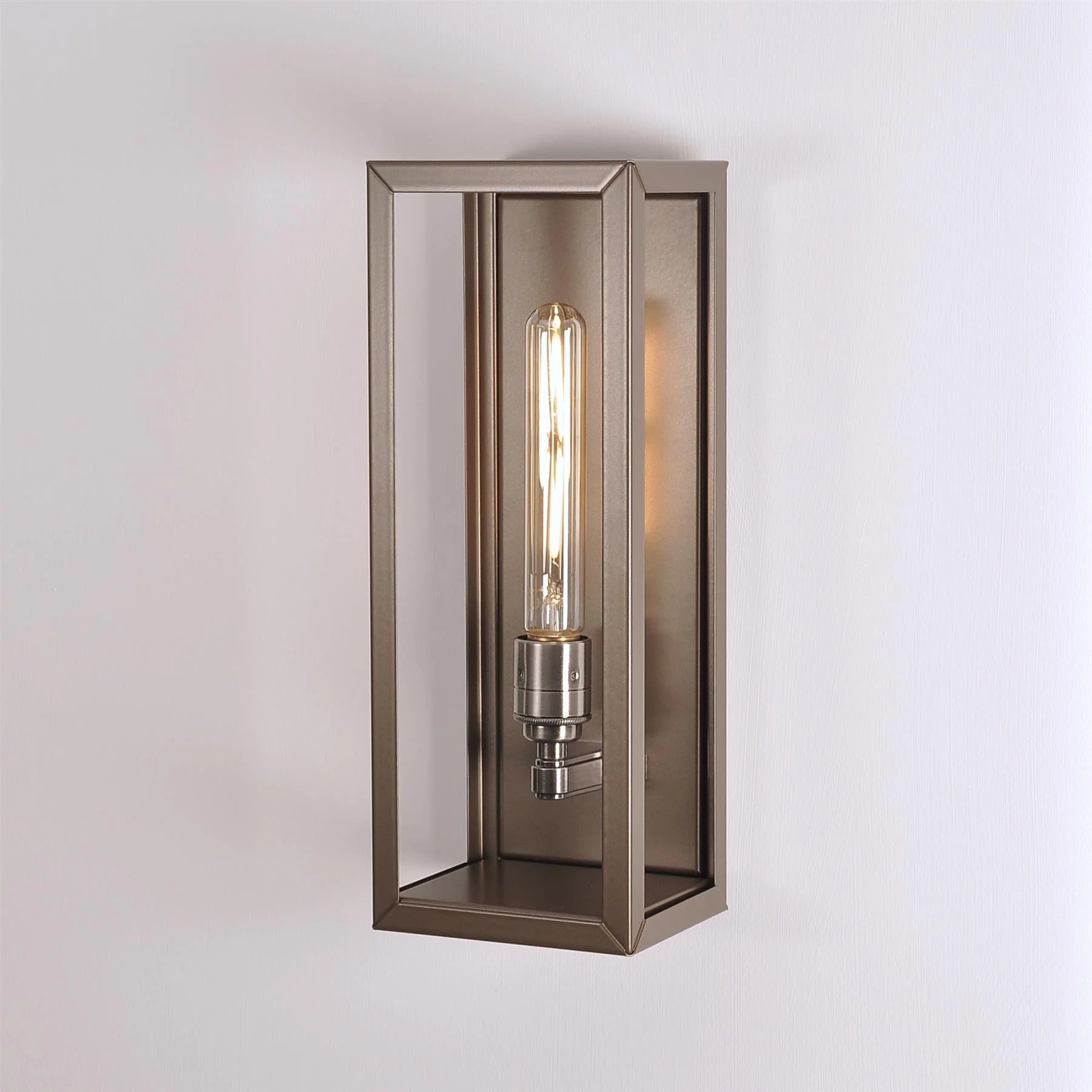 Chelsea British Box Light - Image 13