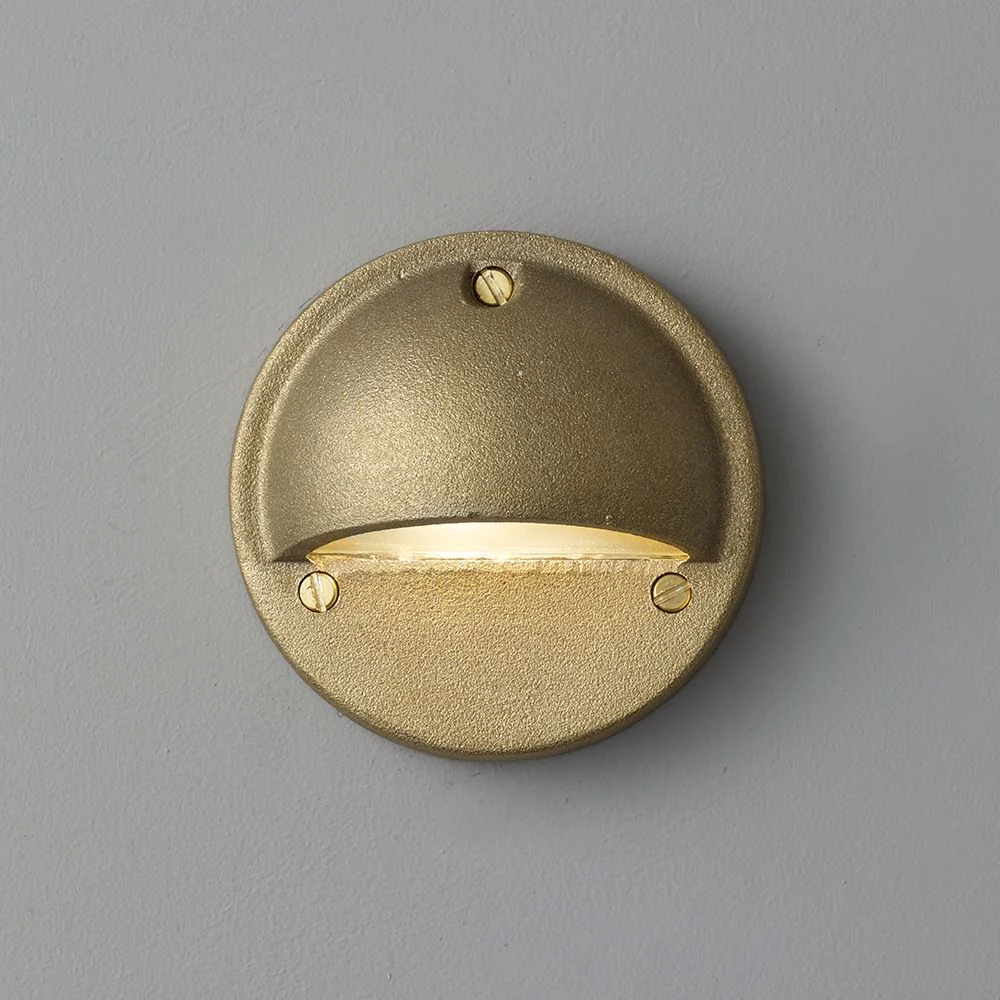 Davey Lidded Cast Brass Step Light - Low voltage - Image 3