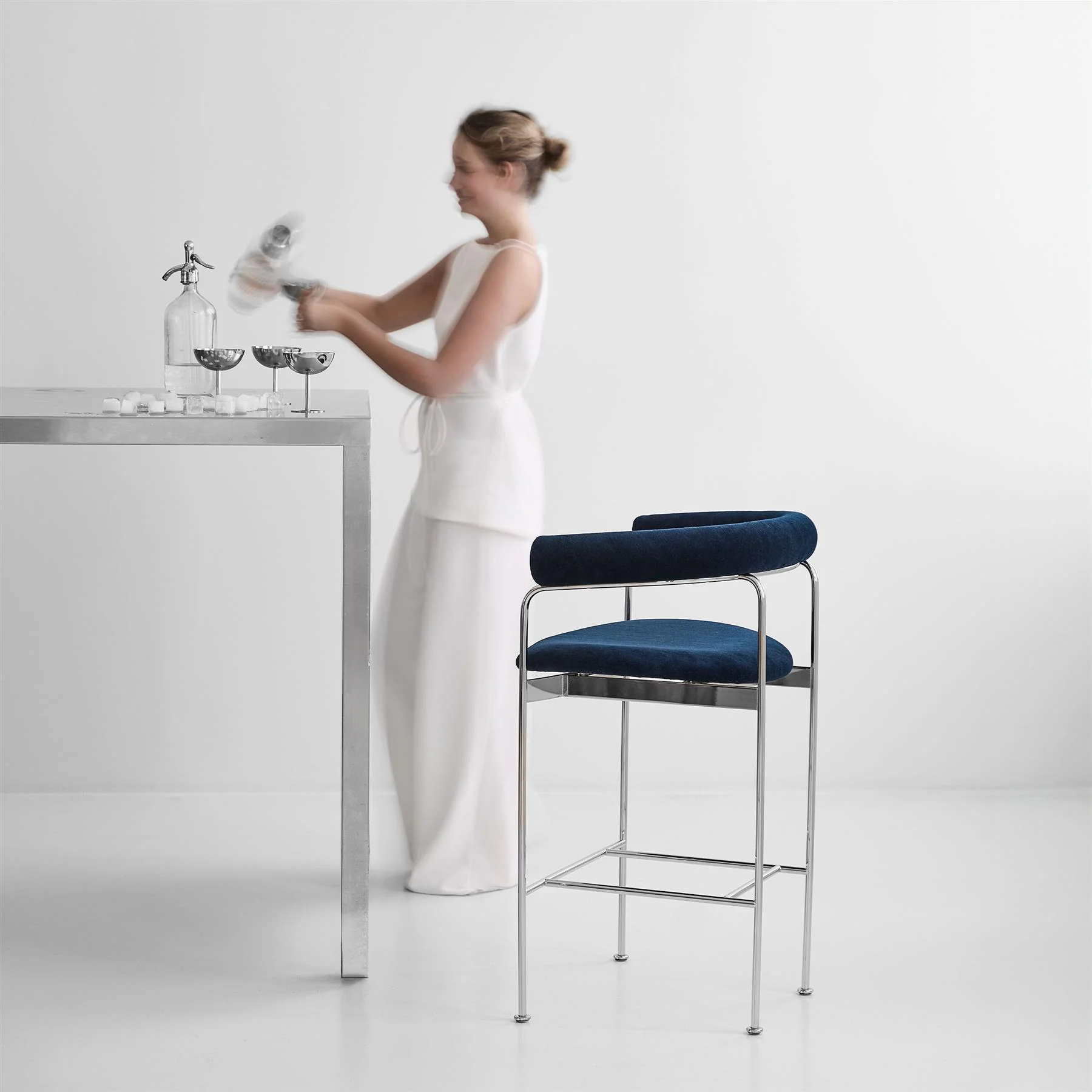 DK3 Baia Counter Stool, Upholstered - Image 3