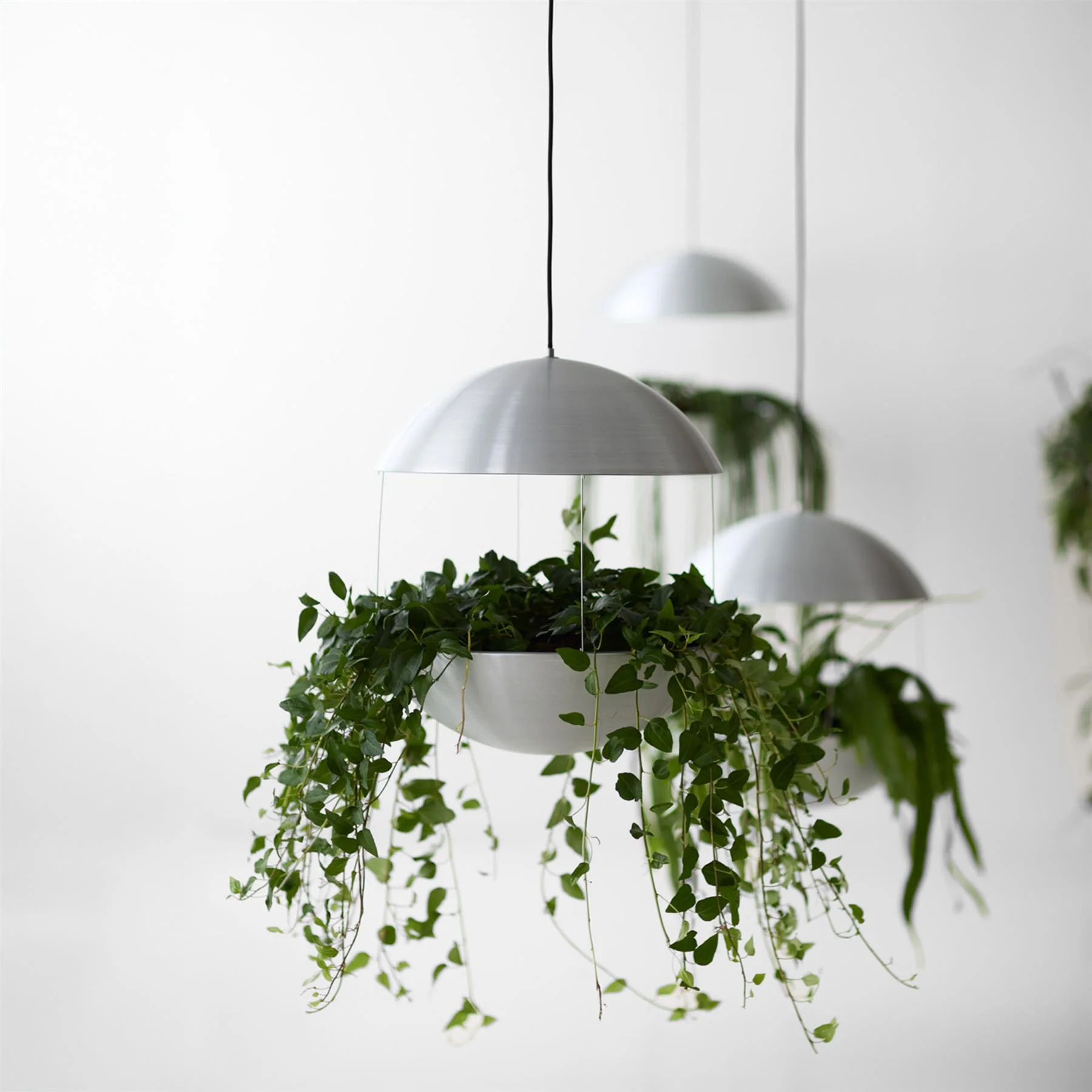 DK3 Cadovius Flower Lamp - Image 3