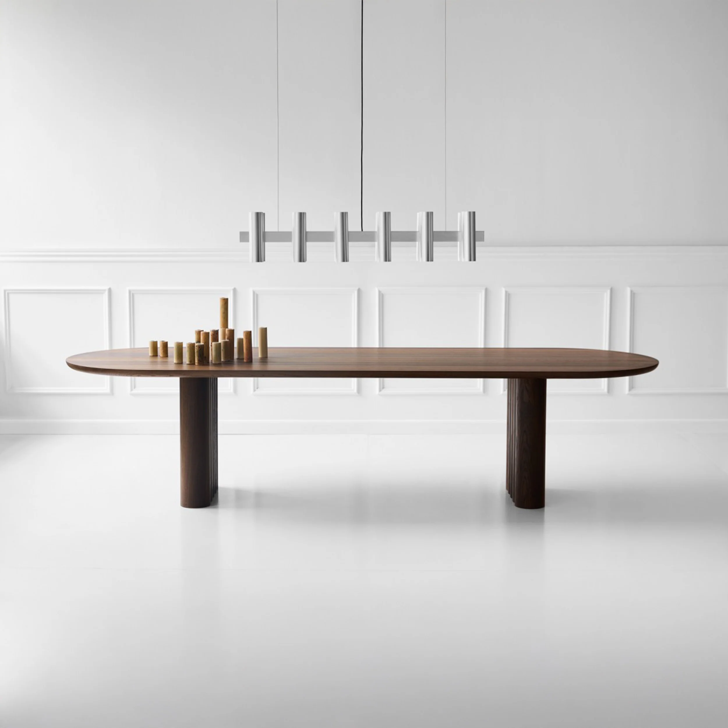 DK3 Plush Extendable Dining Table - 4cm Thick Table Top, Oval - Image 2