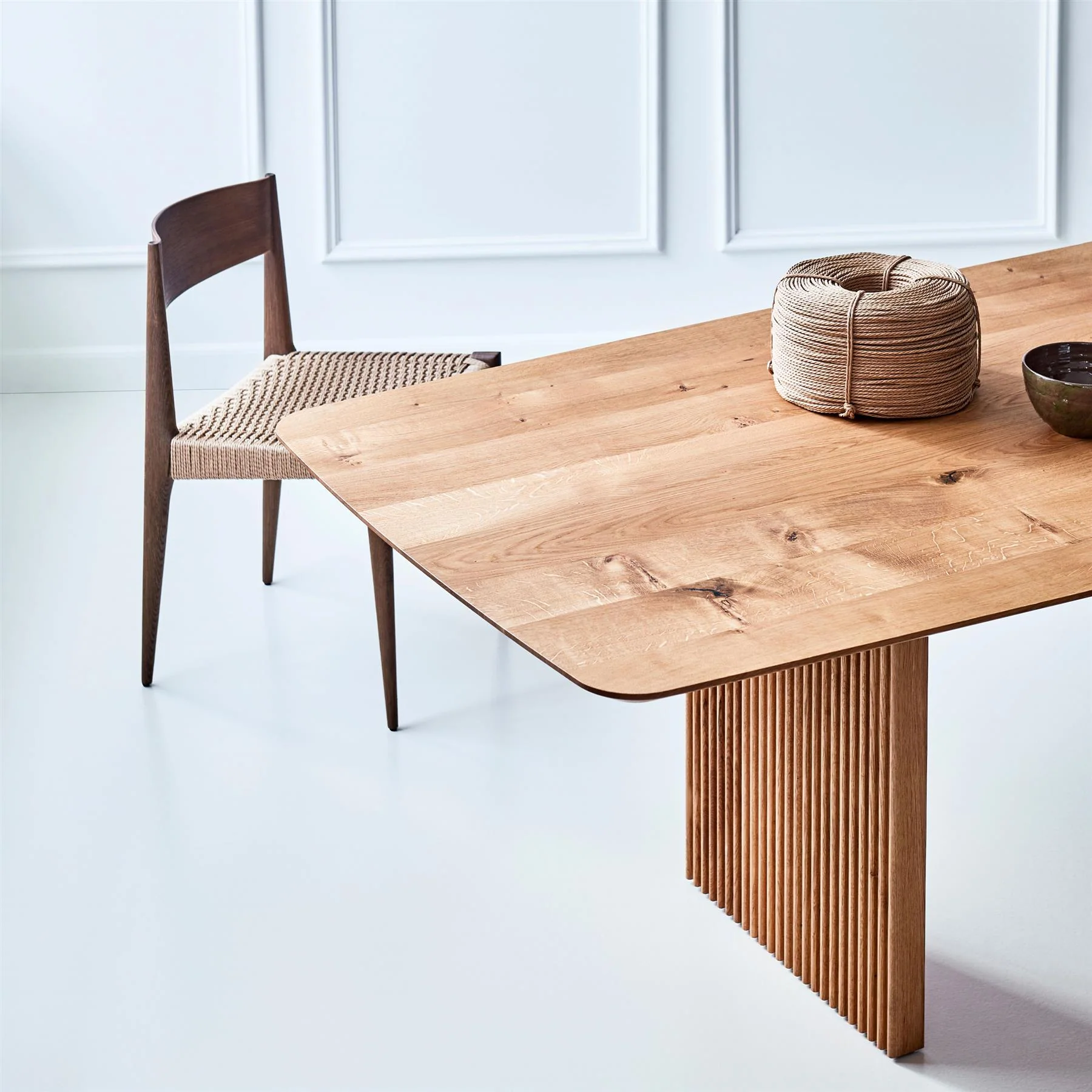 DK3 Ten Rectangular Extendable Dining Table, Large - Image 5