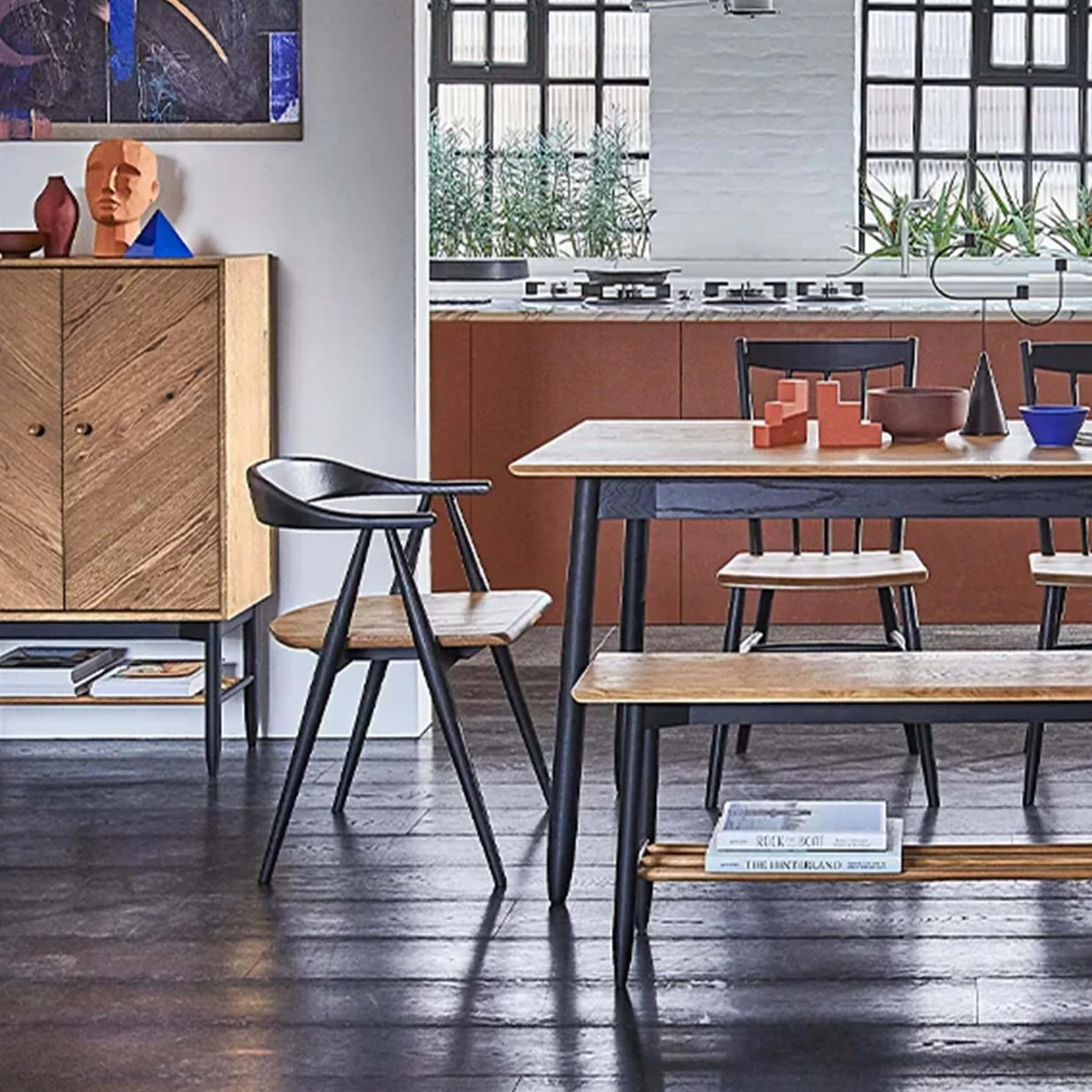 Ercol Monza Medium Extending Dining Table - Image 2