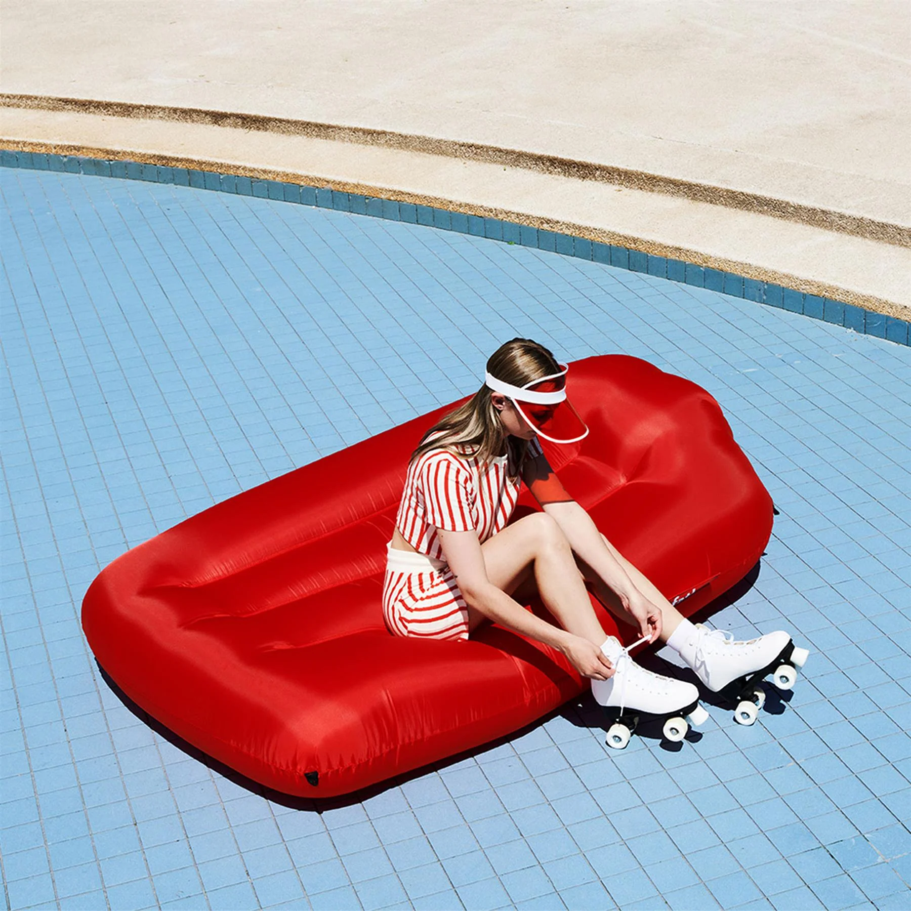 Fatboy Lamzac L Inflatable Outdoor Air Lounger - Image 2