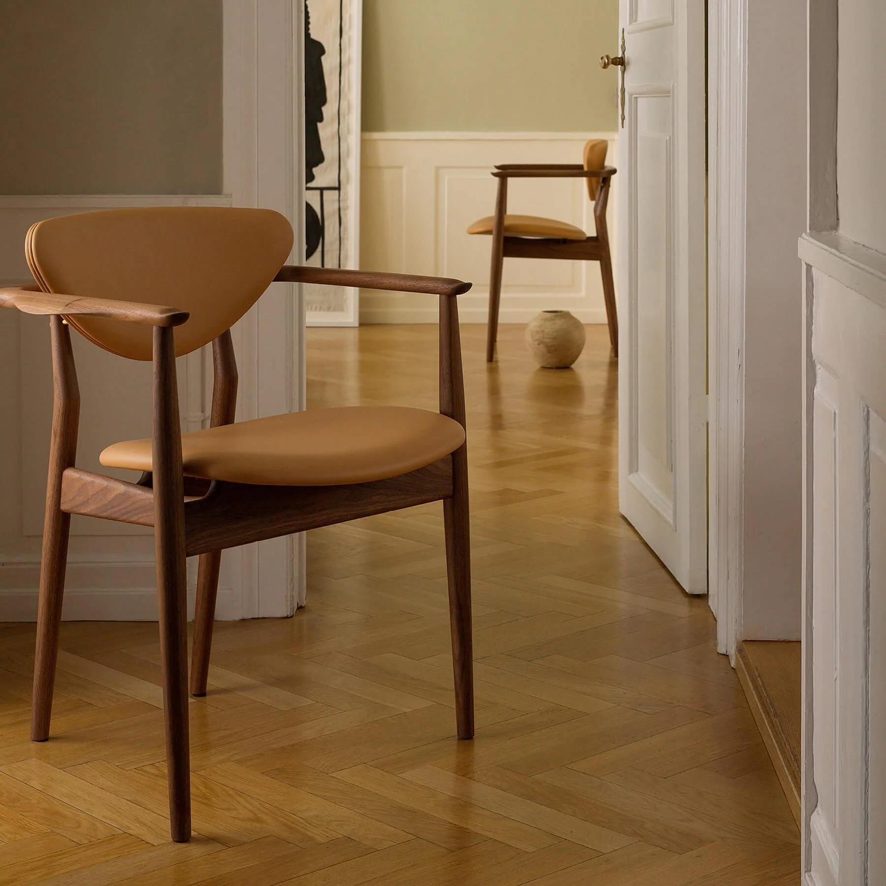 Finn Juhl The 109 Chair in Clear Oiled Oak - Image 5