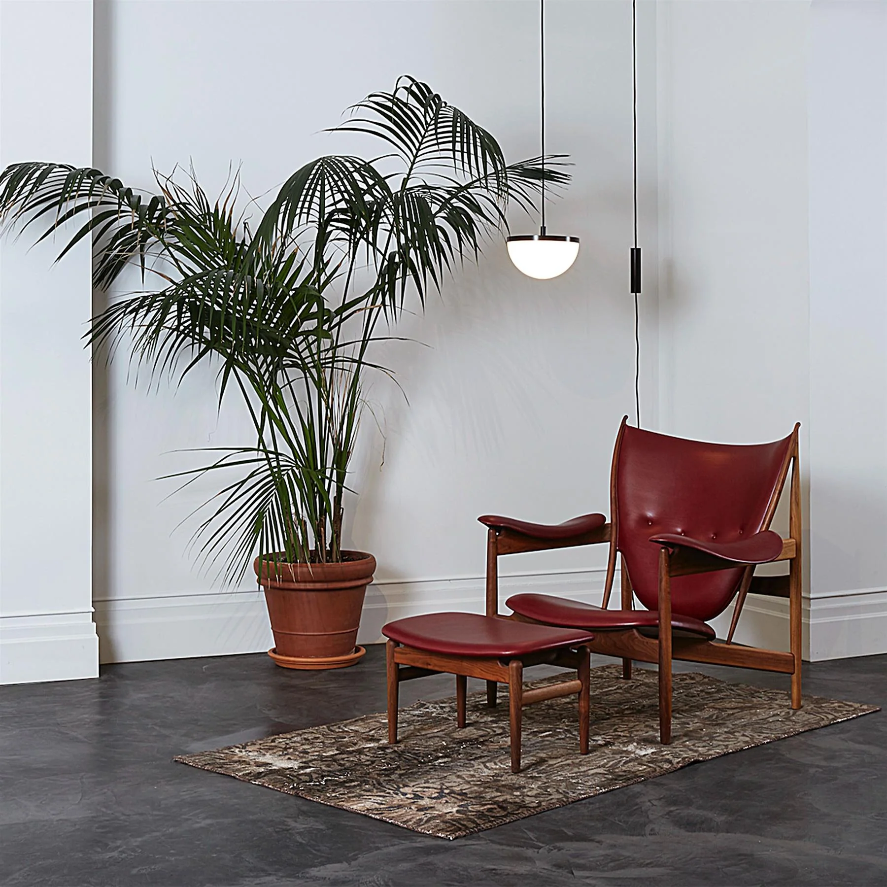 Finn Juhl The Chieftain Footstool - Walnut, Uncoloured Leather - Image 2