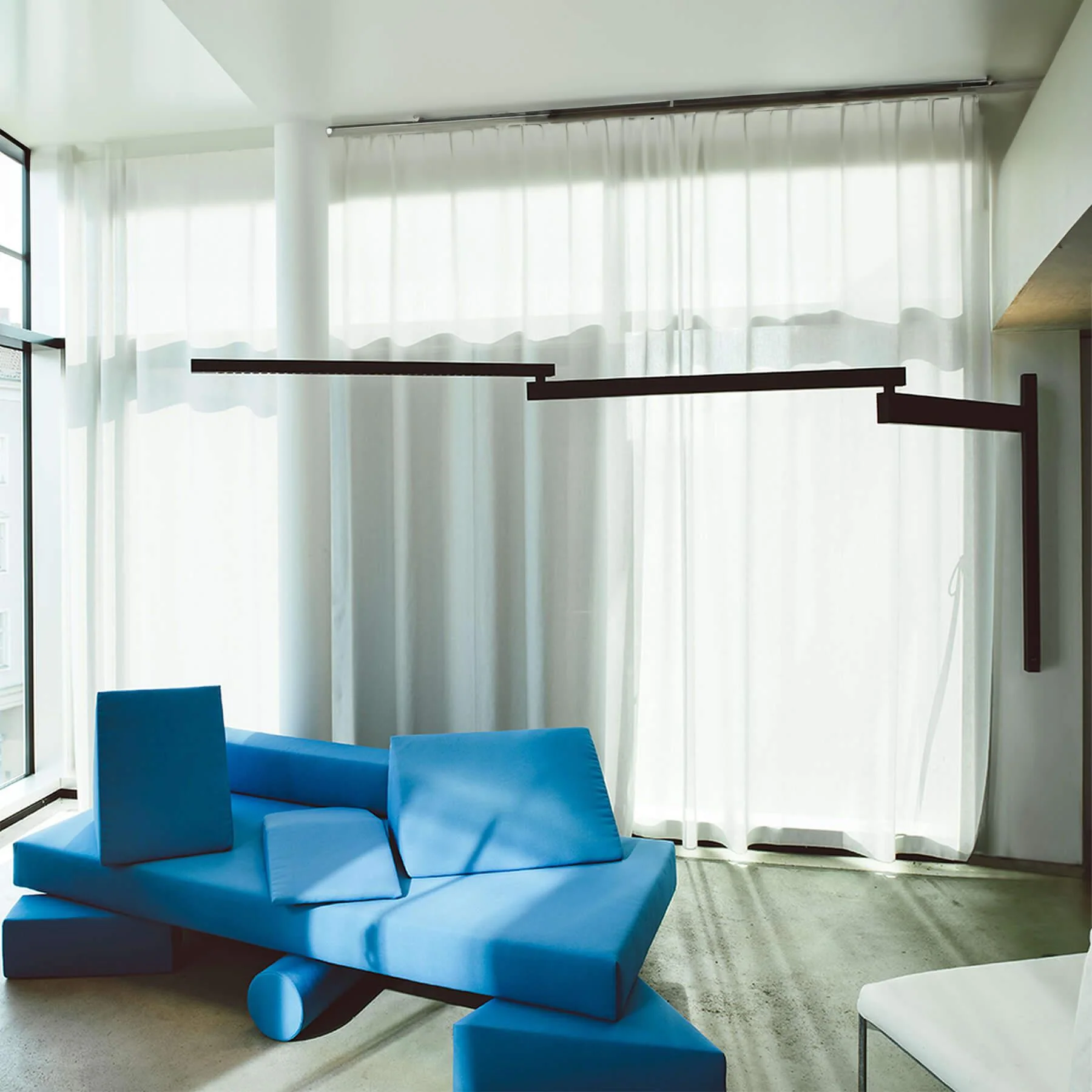 Flos Black Flag Wall Light - Image 5
