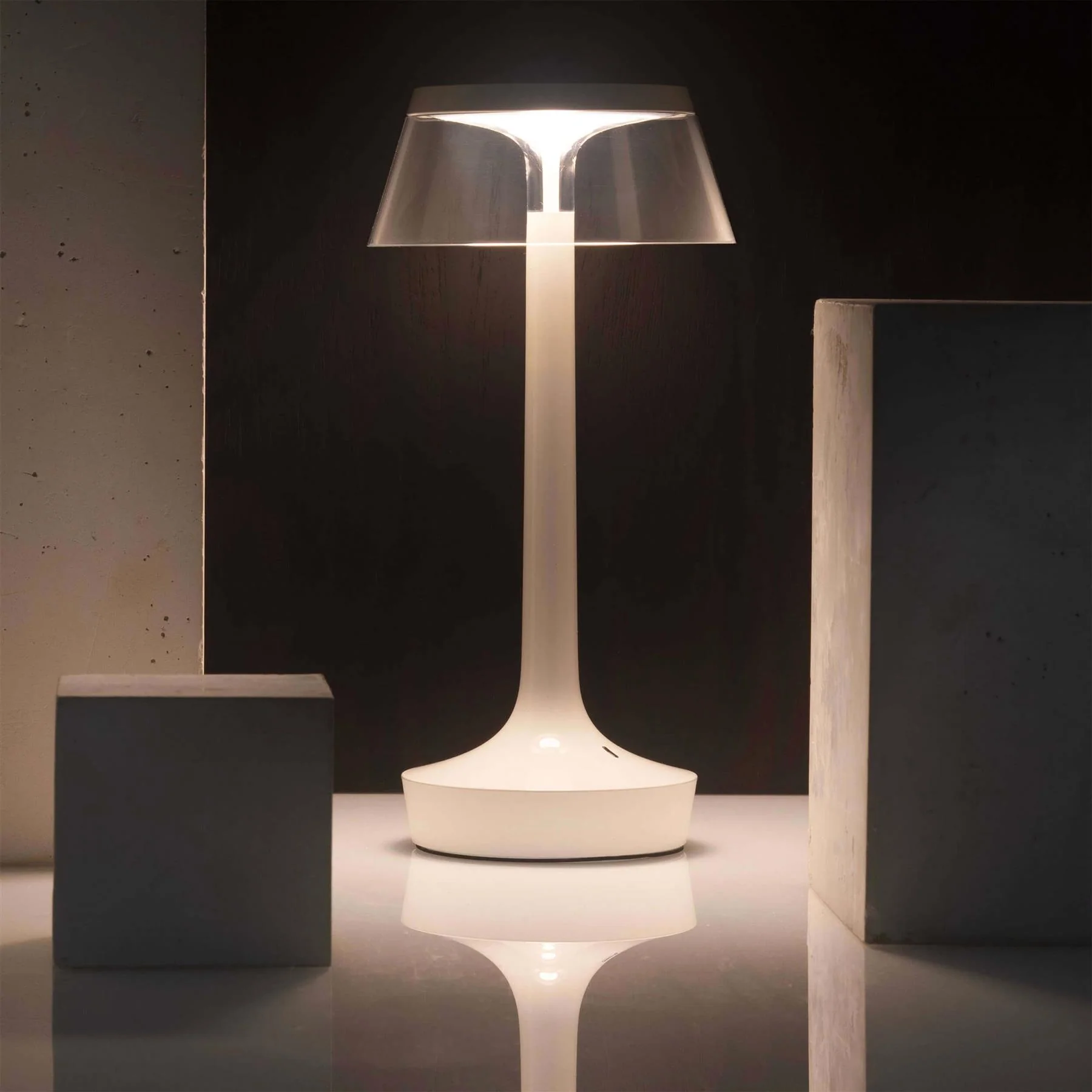 Flos Bon Jour Unplugged Portable Rechargeable Lamp - Image 5