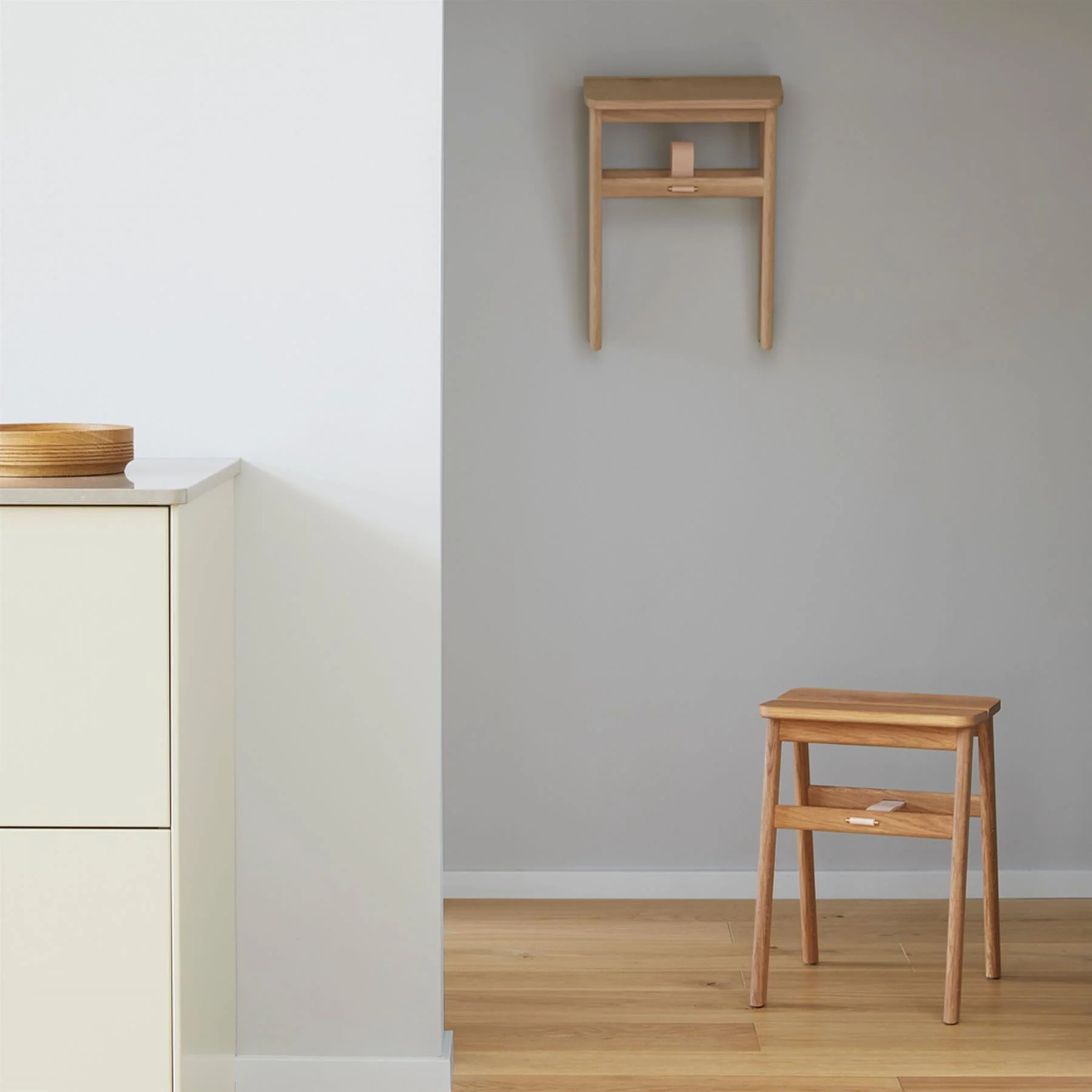 Form & Refine Angle Foldable Stool - Image 3