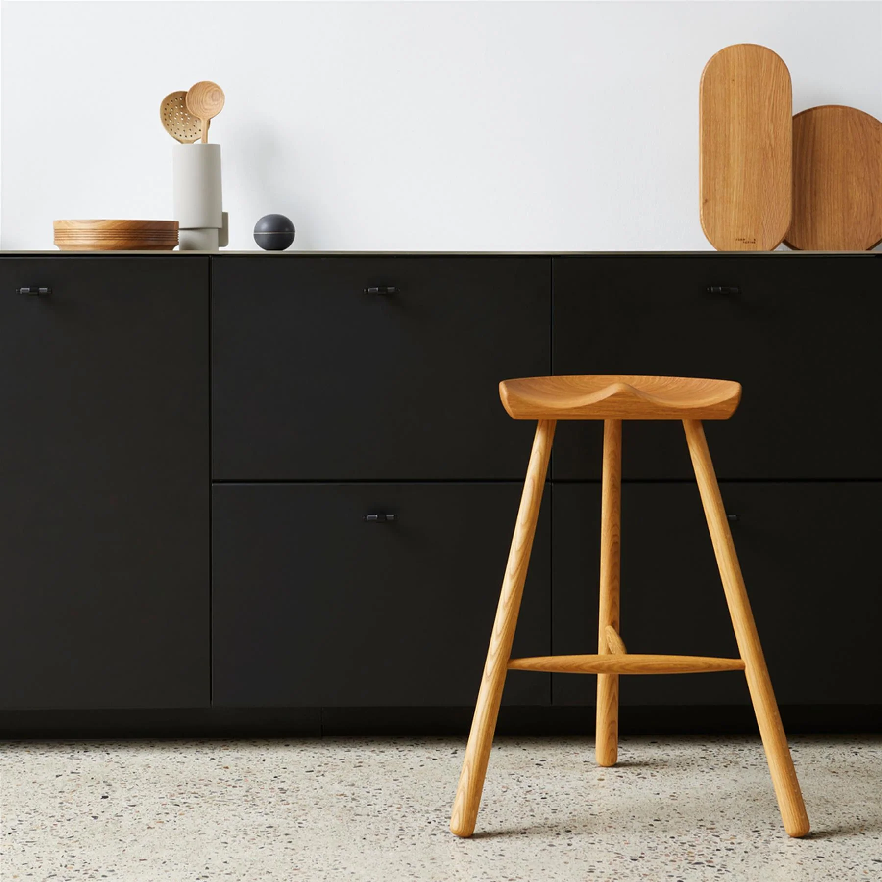 Form & Refine Shoemaker Chair No. 68 - Image 3