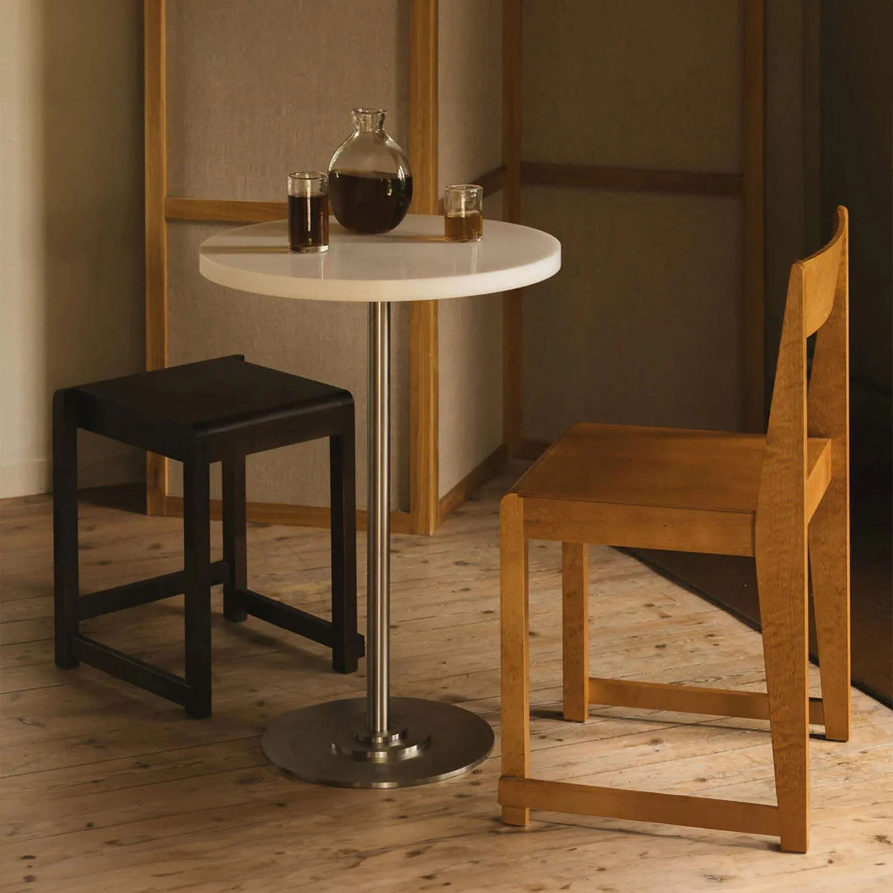 Frama 57 Table - Image 2