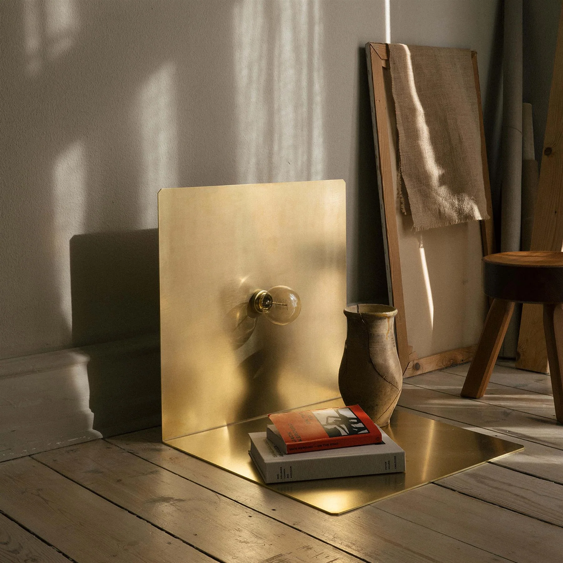 Frama 90° Floor Lamp - Image 2