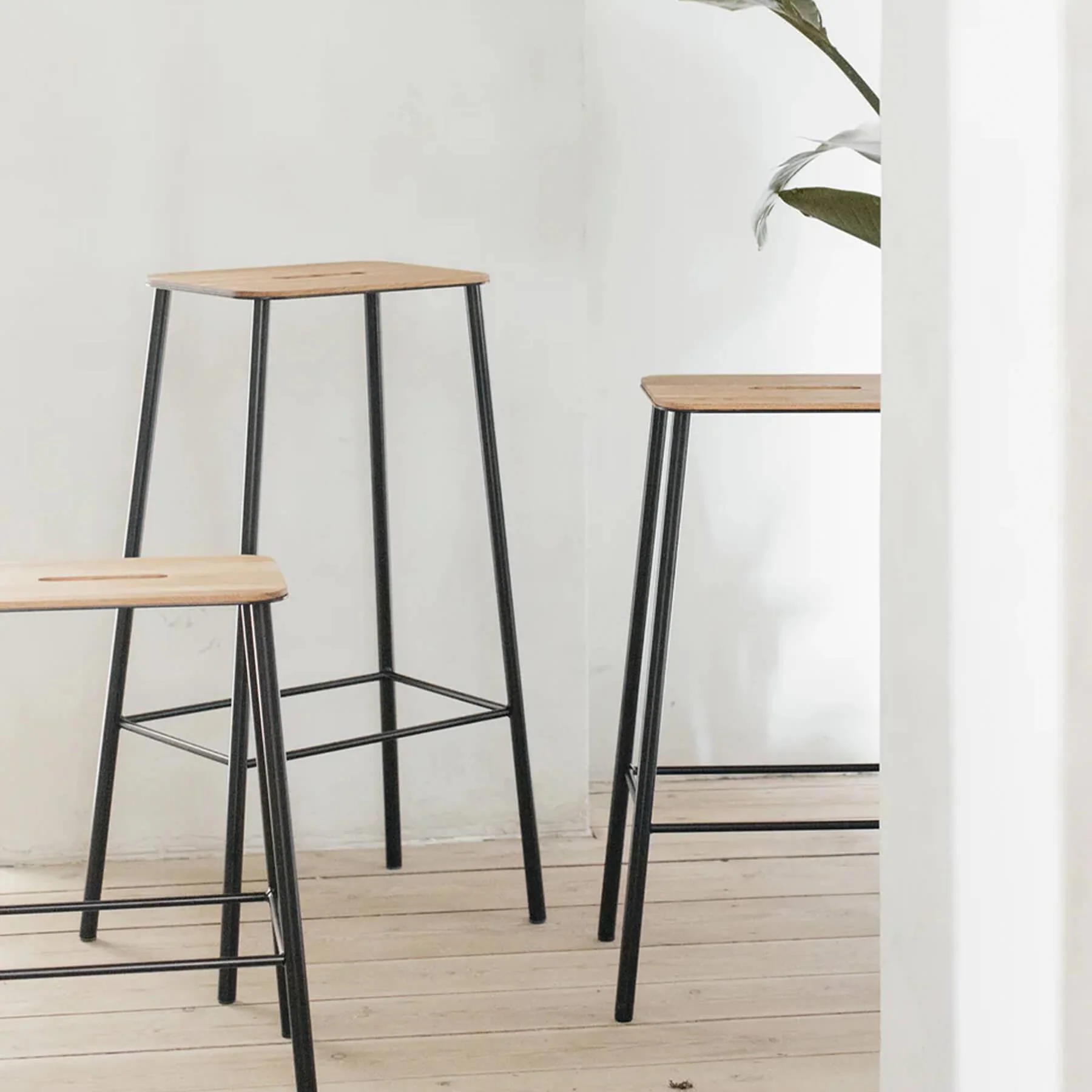 Frama Adam Breakfast Bar / Bar Stool - Image 3