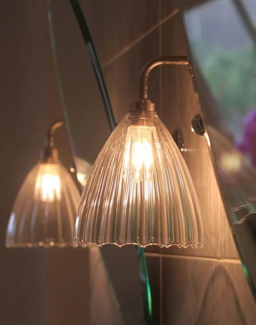 Fritz Fryer Ledbury Bathroom Wall Light - Image 3