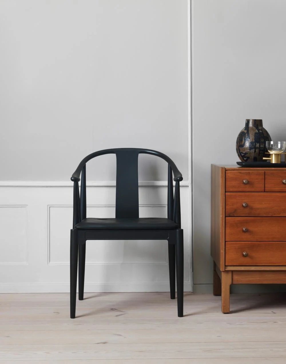 Fritz Hansen China Chair - Image 3
