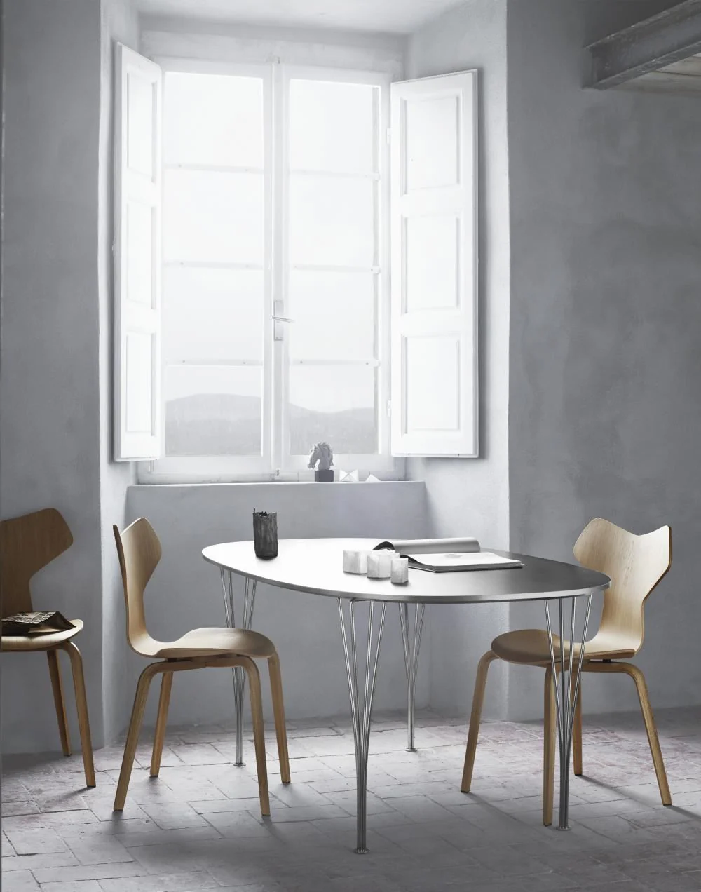 Fritz Hansen Grand Prix Chair - Wooden Legs - Image 2
