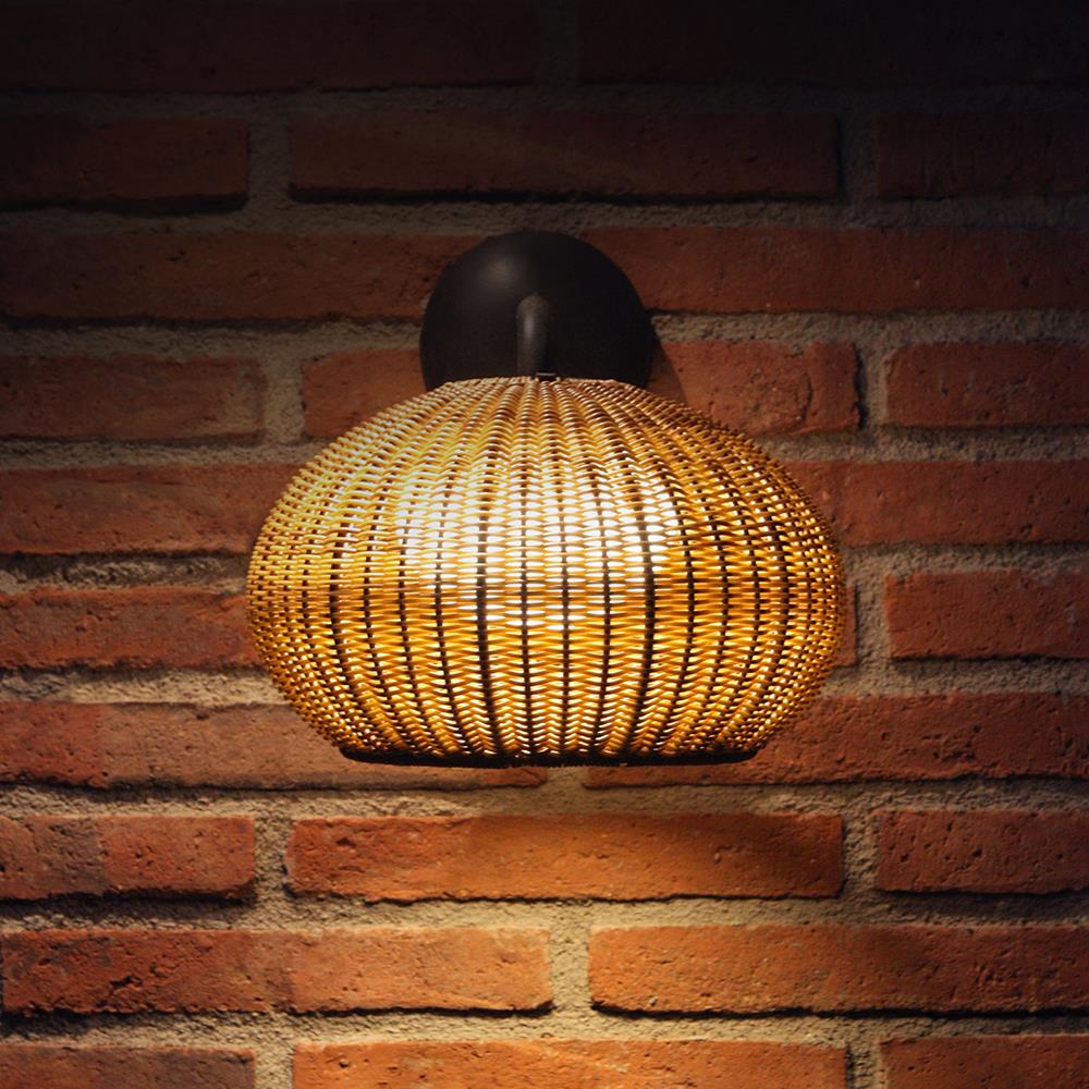 Garota A 01 Outdoor Wall Light - Image 3