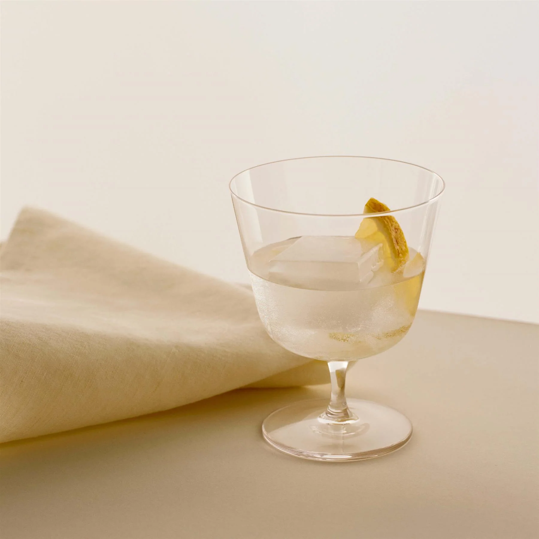 HAY Curve Stem Glass - Image 5