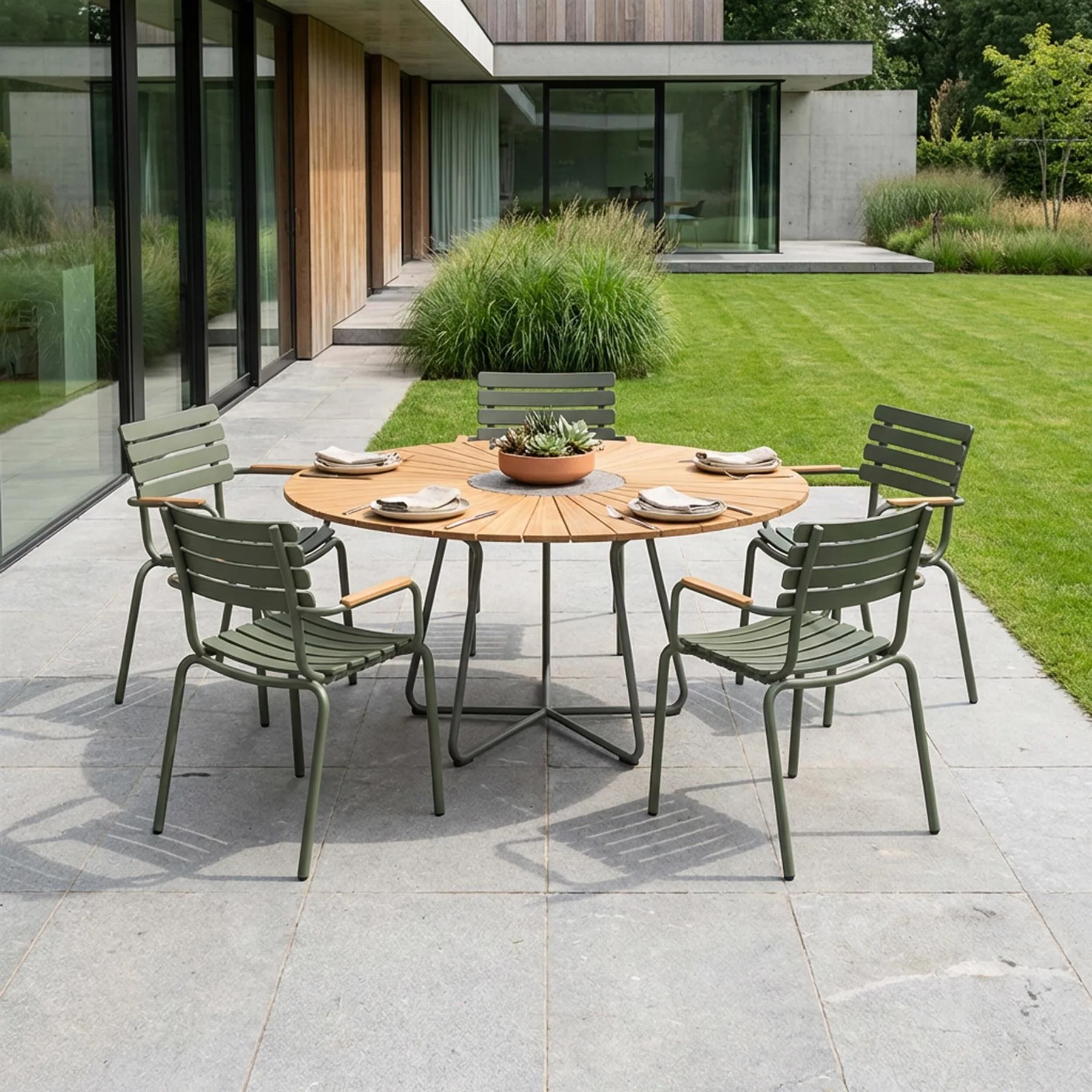 HOUE Round Garden Dining Set  - Large - Curated by Holloways of Ludlow - Image 2