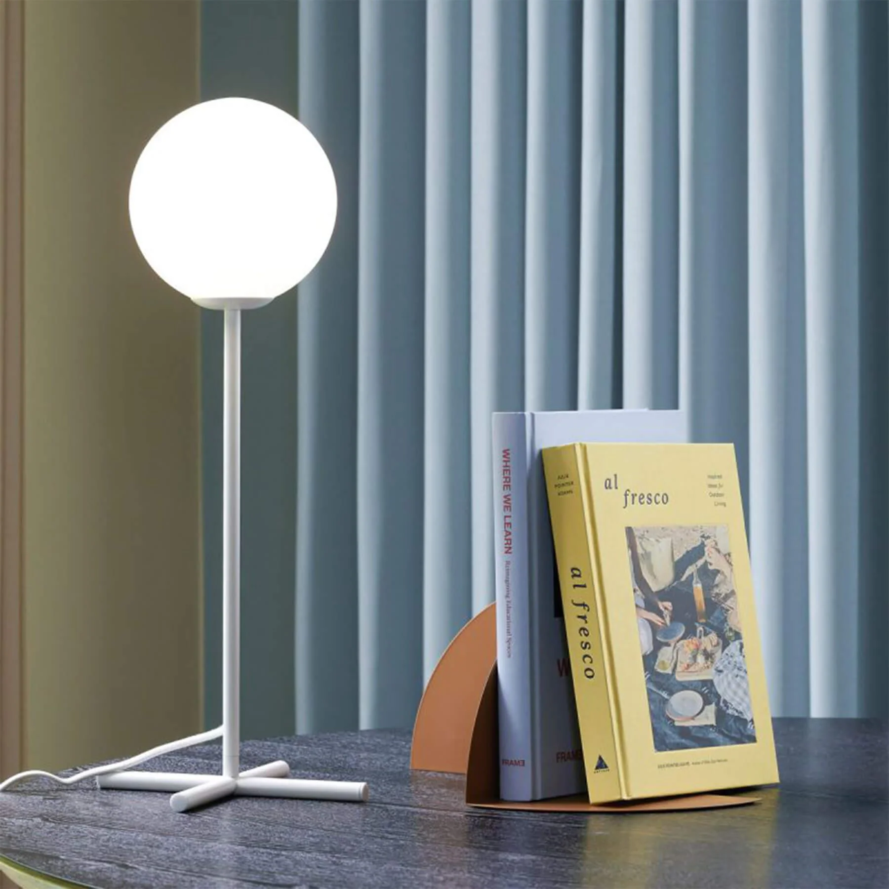 Hubsch Champ Table Lamp - Image 3