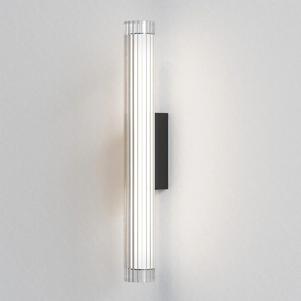 IO bathroom wall light - Image 8