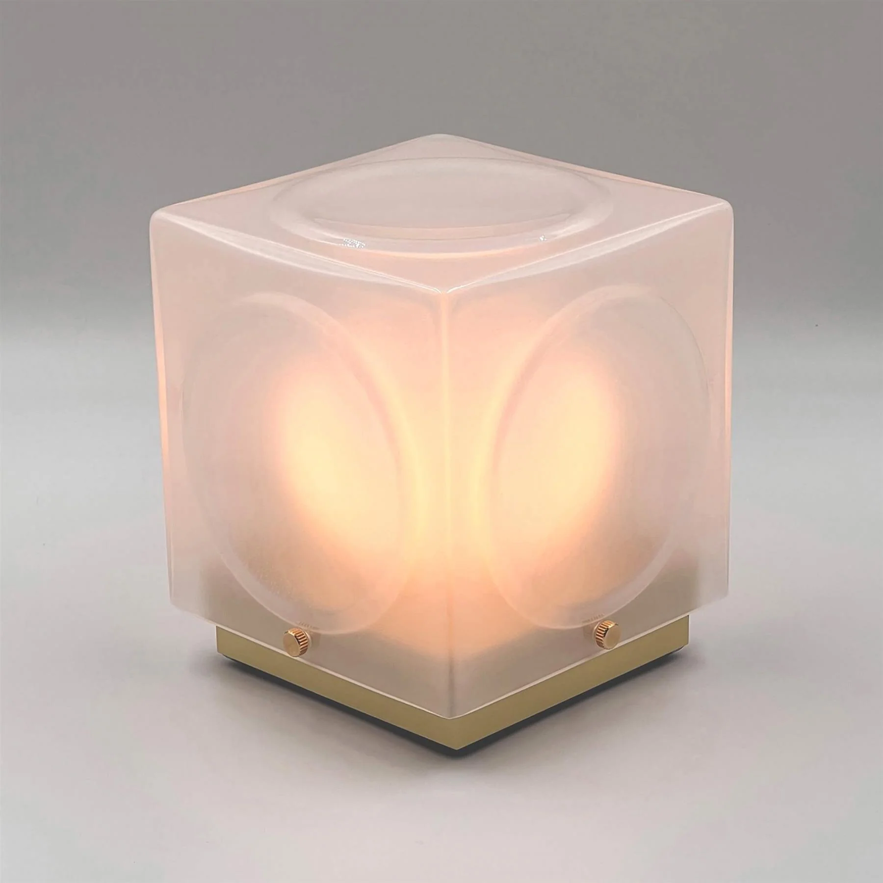 Lee Broom Chant Portable Rechargeable Table Lamp - Image 8