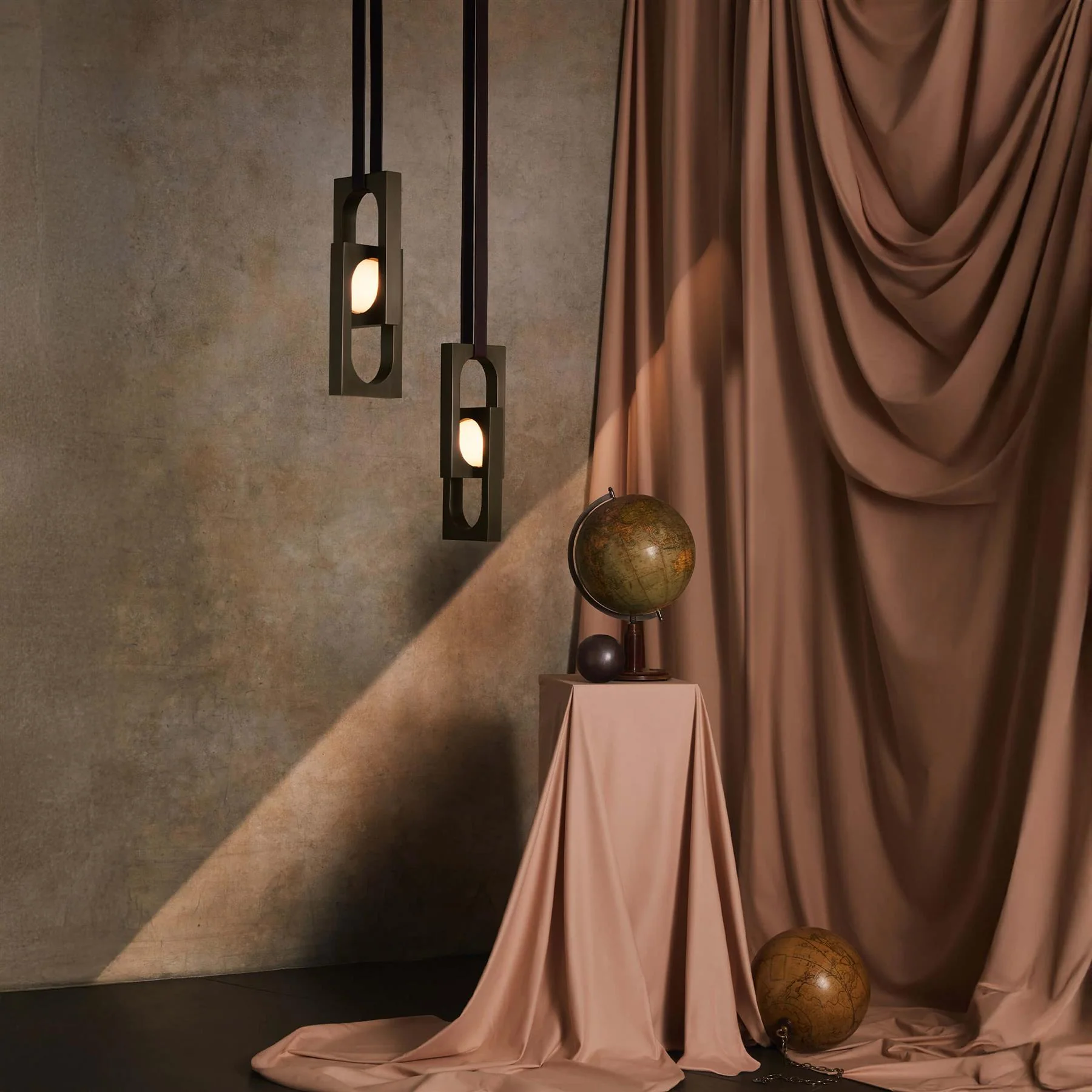 Lee Broom Mythos Duo Pendant Light - Image 4