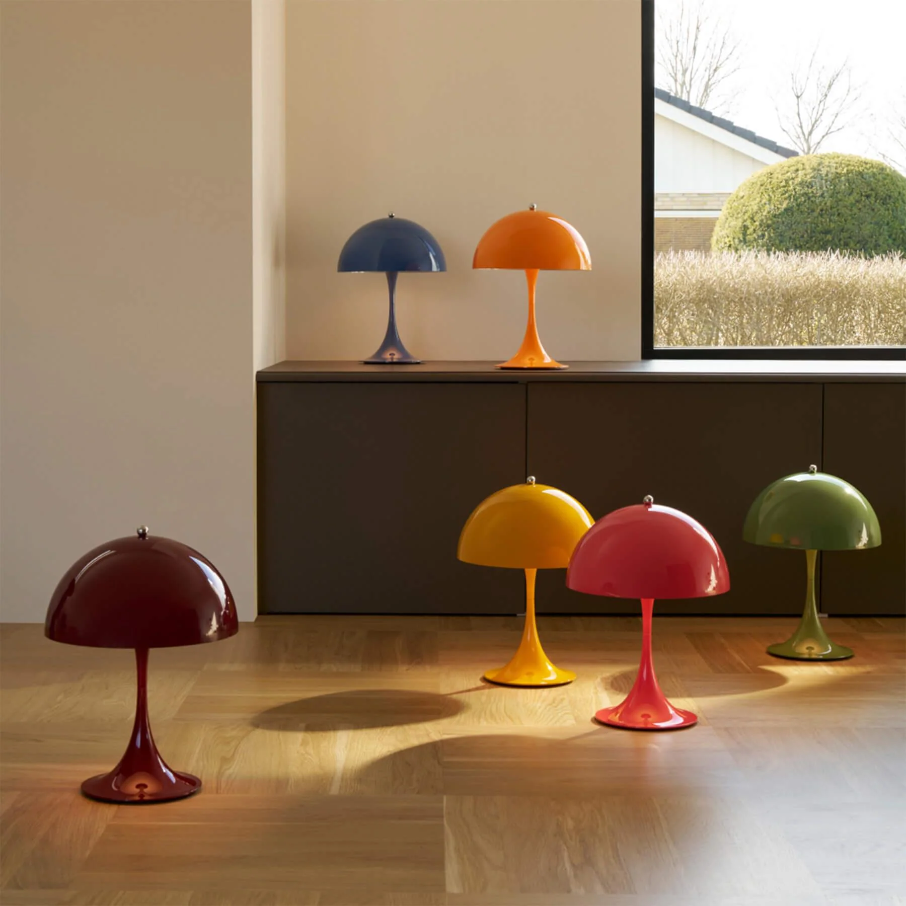 Louis Poulsen Panthella 250 Portable Rechargeable Lamp - Image 2