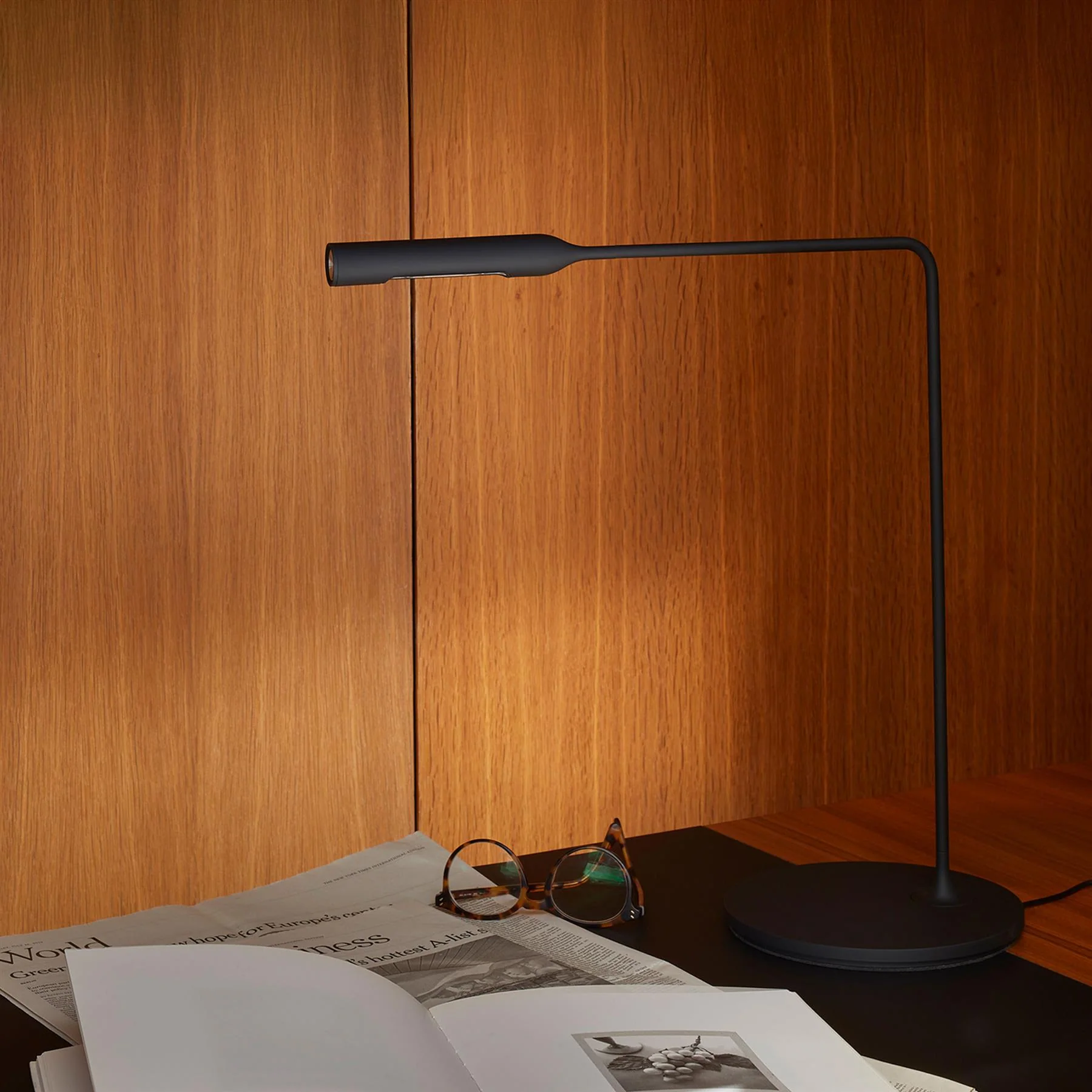Lumina Flo Desk Lamp - Image 2