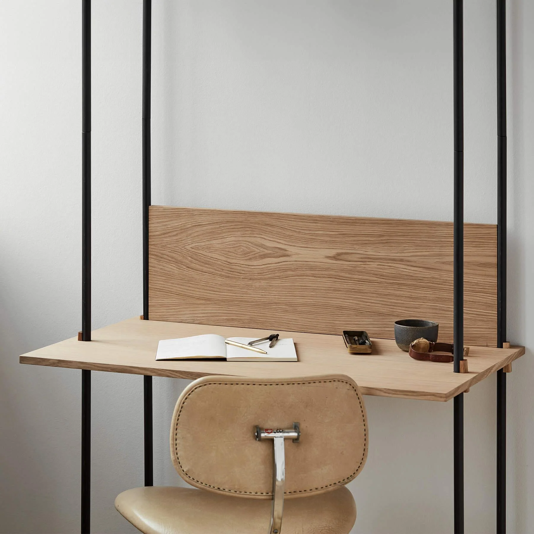 MOEBE Triple Shelving System with 1 Cabinet and Desk - Image 2