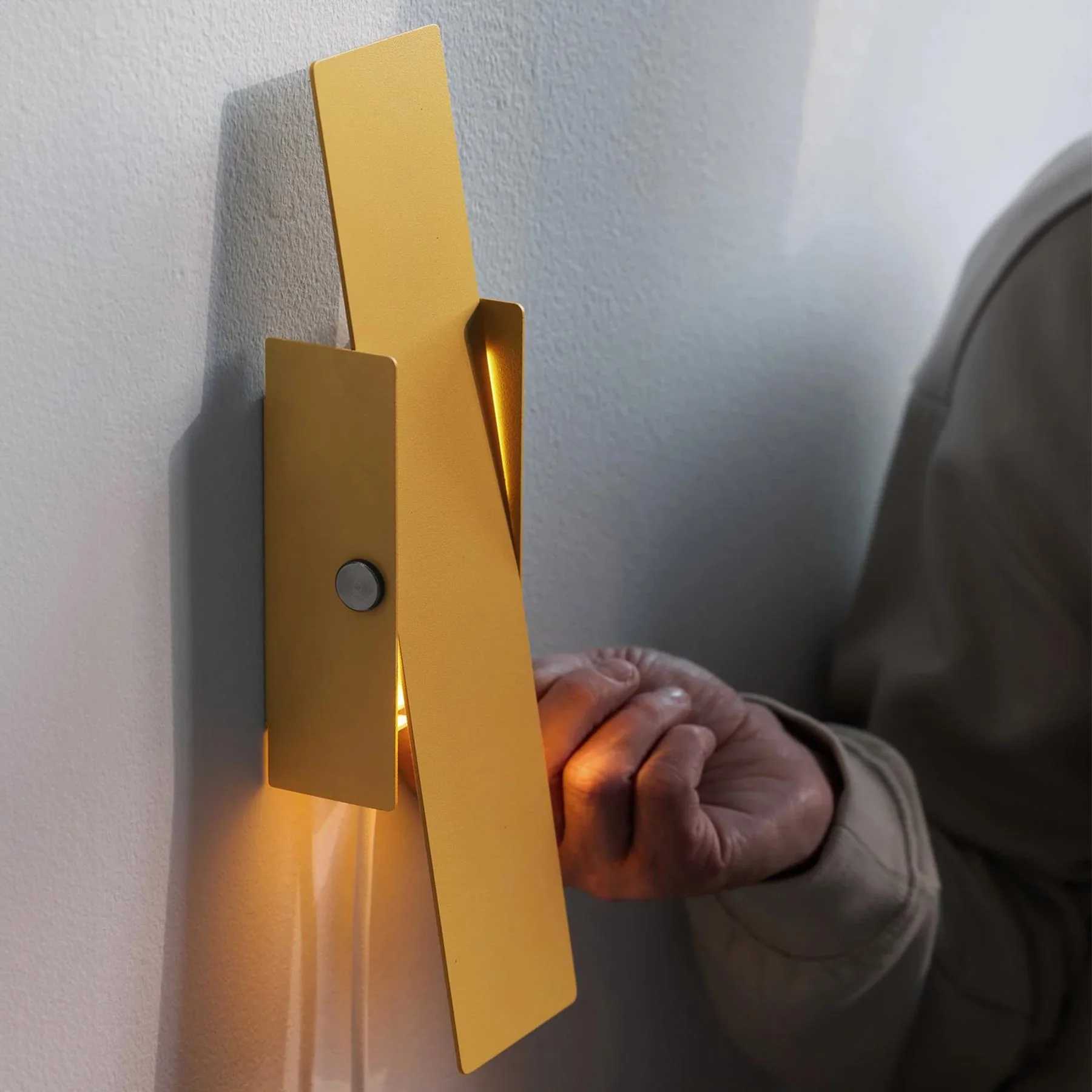 Moebe Wall Lamp - Image 2