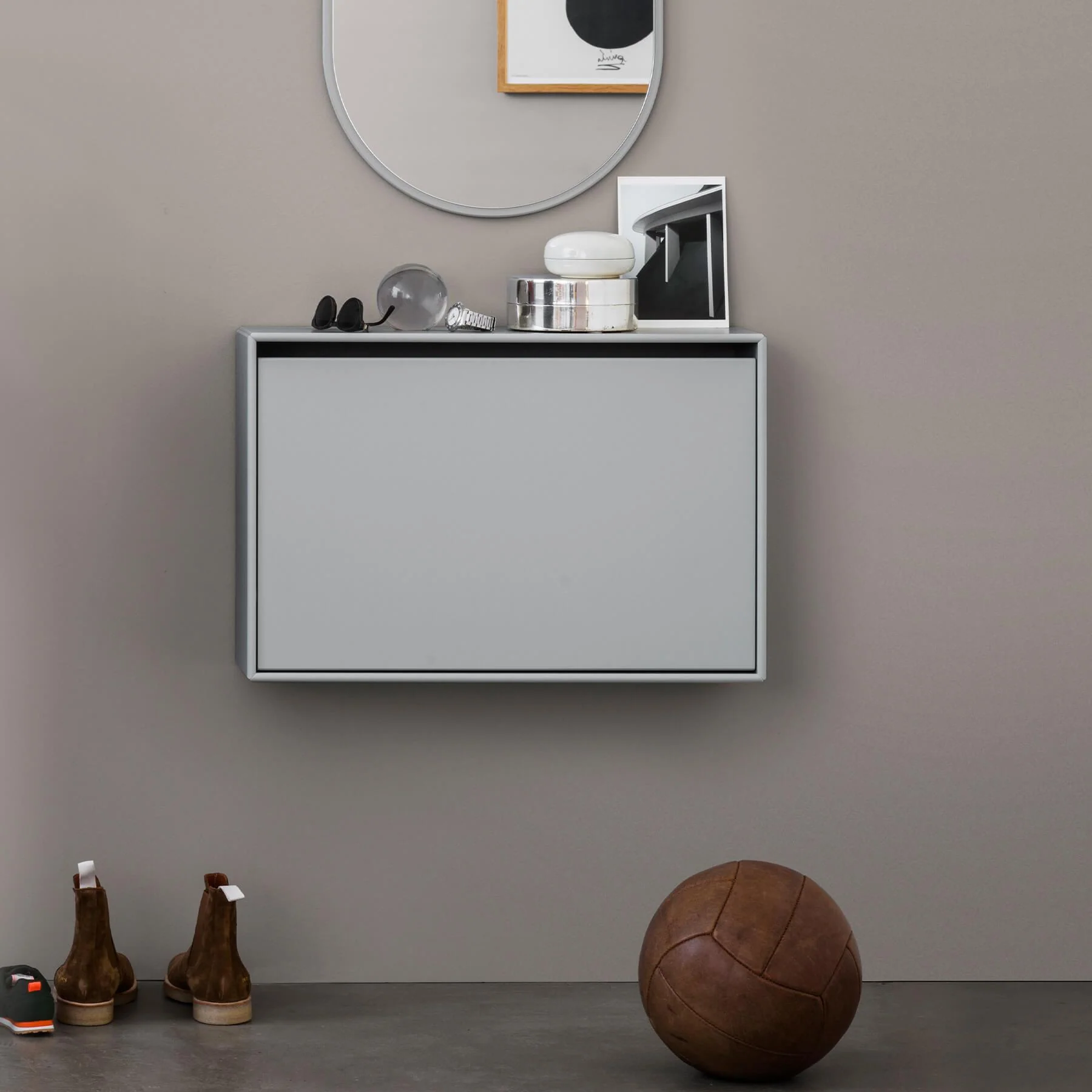 Montana Hide Shoe Cabinet - Image 6