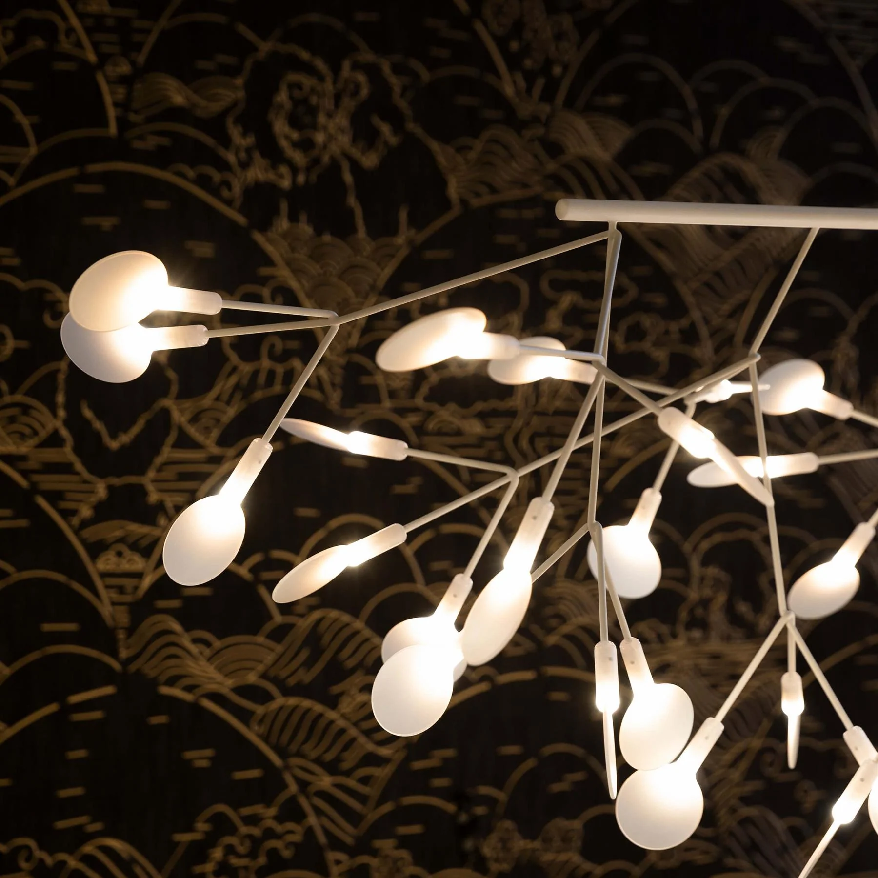 Moooi Heracleum III Linear Pendant Light - Image 5