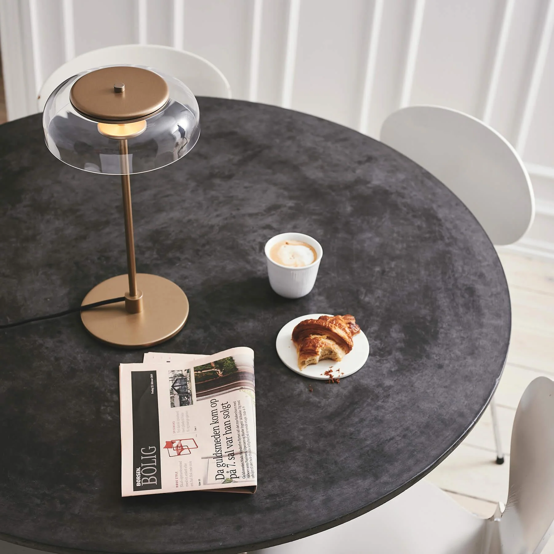 Nuura Blossi Table Lamp - Image 4