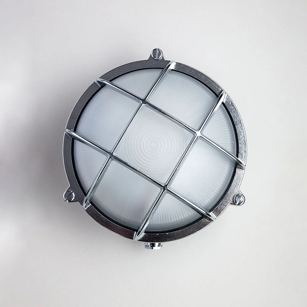 Old School Electric Round Bulkhead Light - Image 2