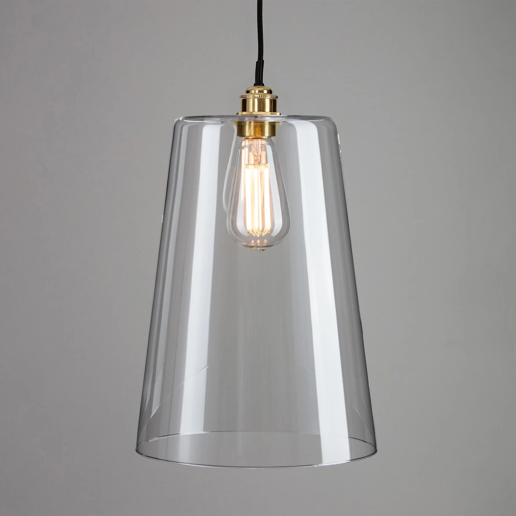 Outlet Old School Electric - Bathroom Version : Tapered Blown Glass Pendant - Image 5