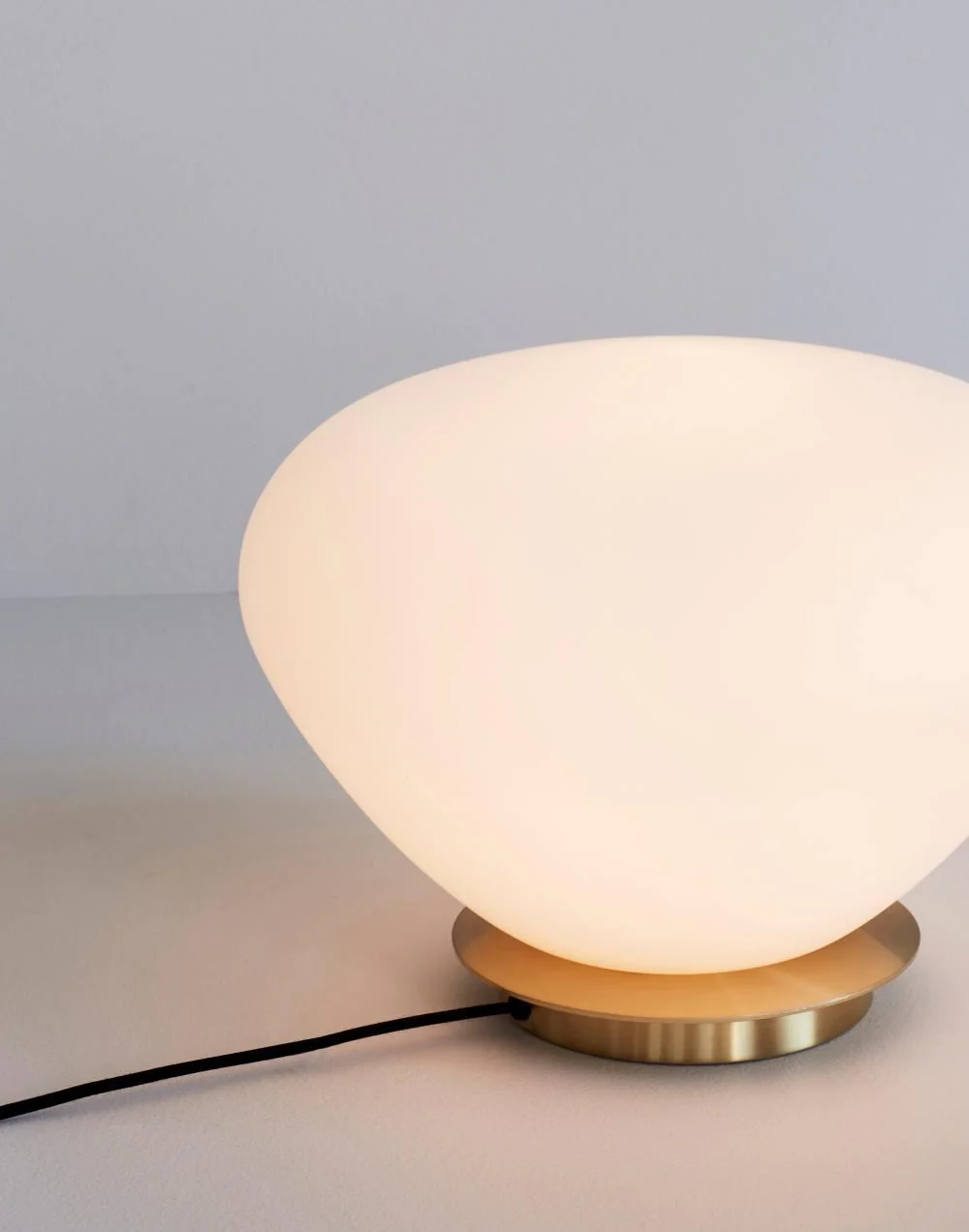 Hubsch Bean Table Lamp - White - Image 3