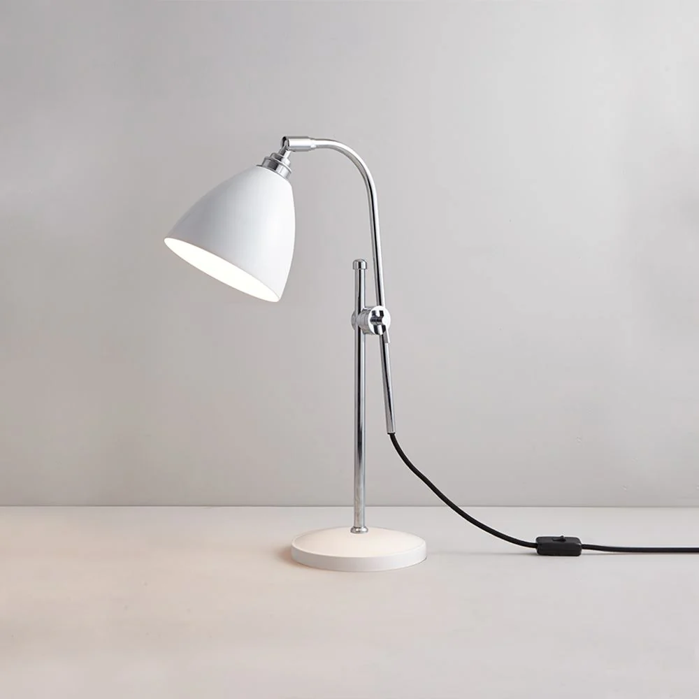 Original BTC Task Table Lamp - Image 3