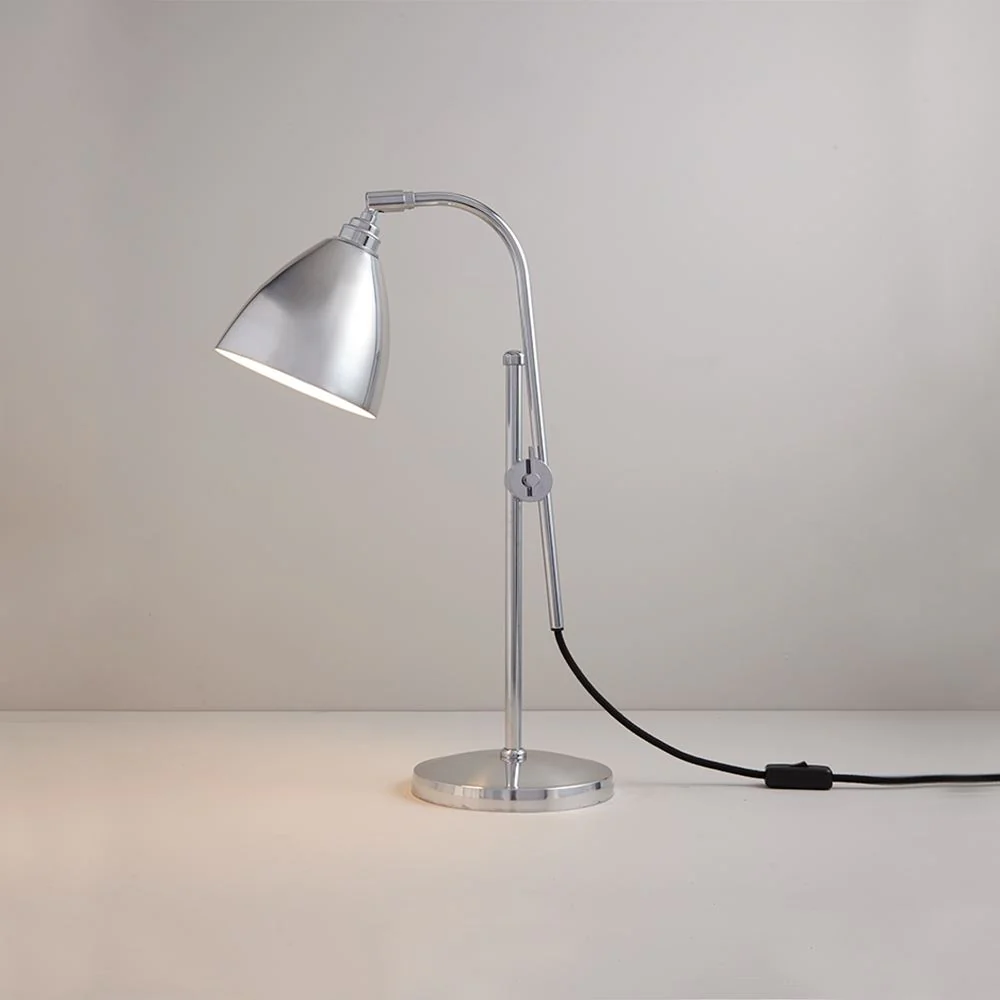 Original BTC Task Table Lamp - Image 5
