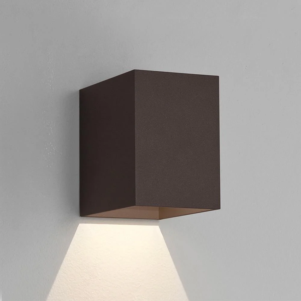 Oslo LED Wall Light - Image 8