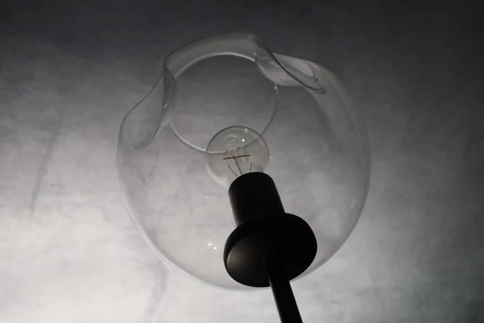Outlet Berlin Globe Pendant 8 in Graphite Bronze - Clear Glass - Image 2